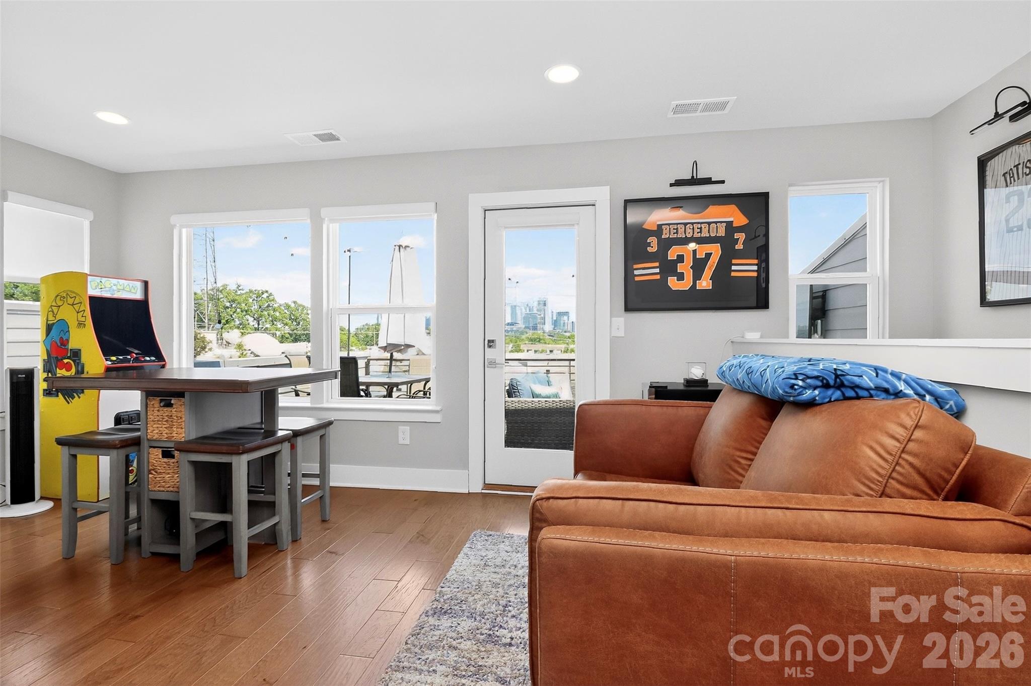 2024 Bryant Park Drive Property Photo 28