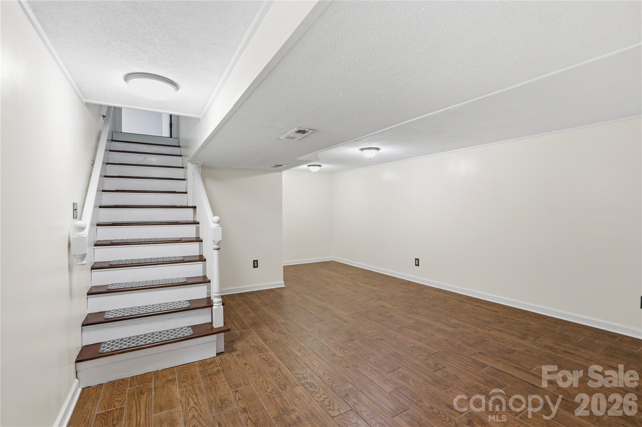 38 Nixon Terrace Property Photo 27