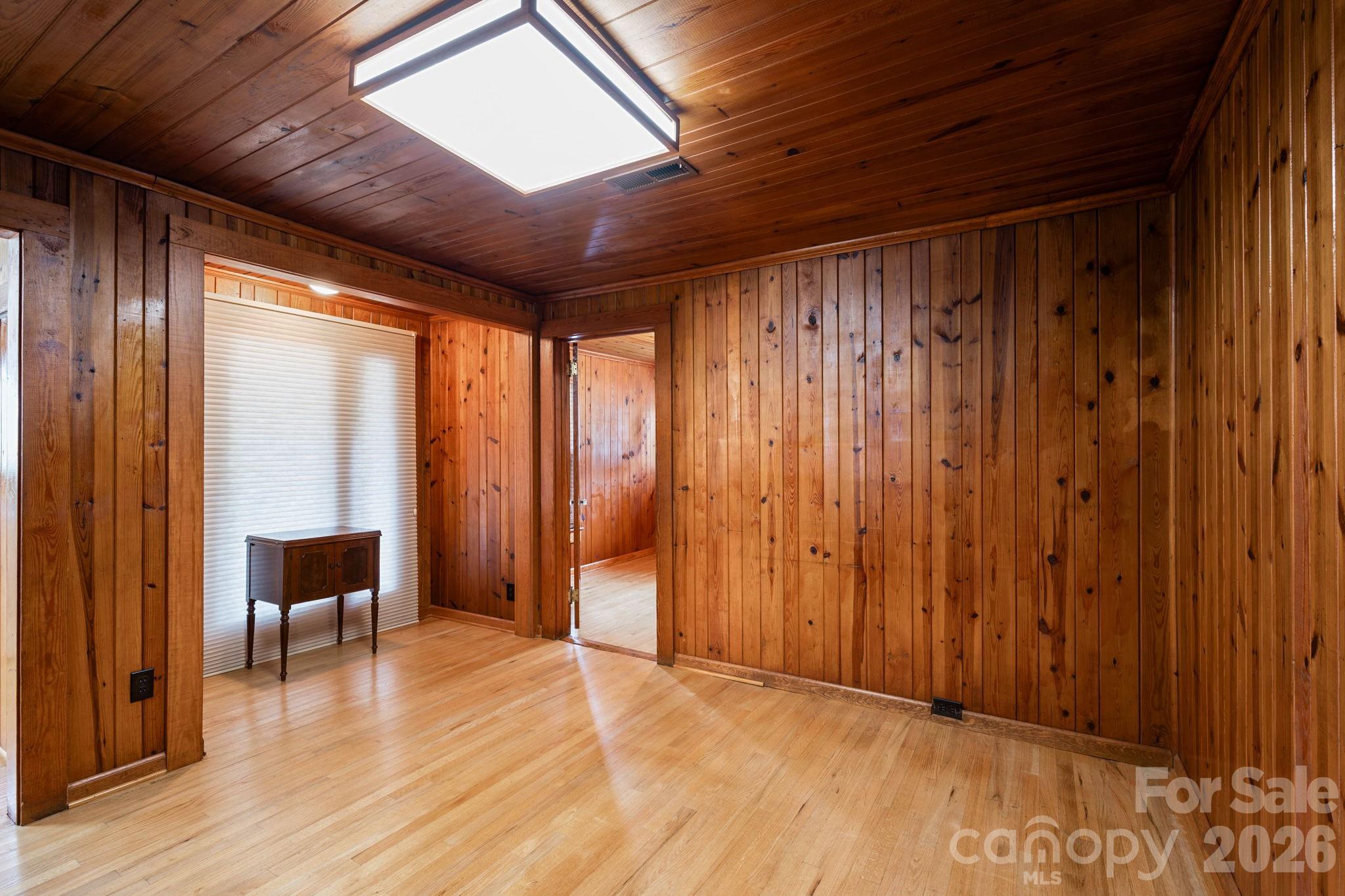 191 Thompson Road Property Photo 18