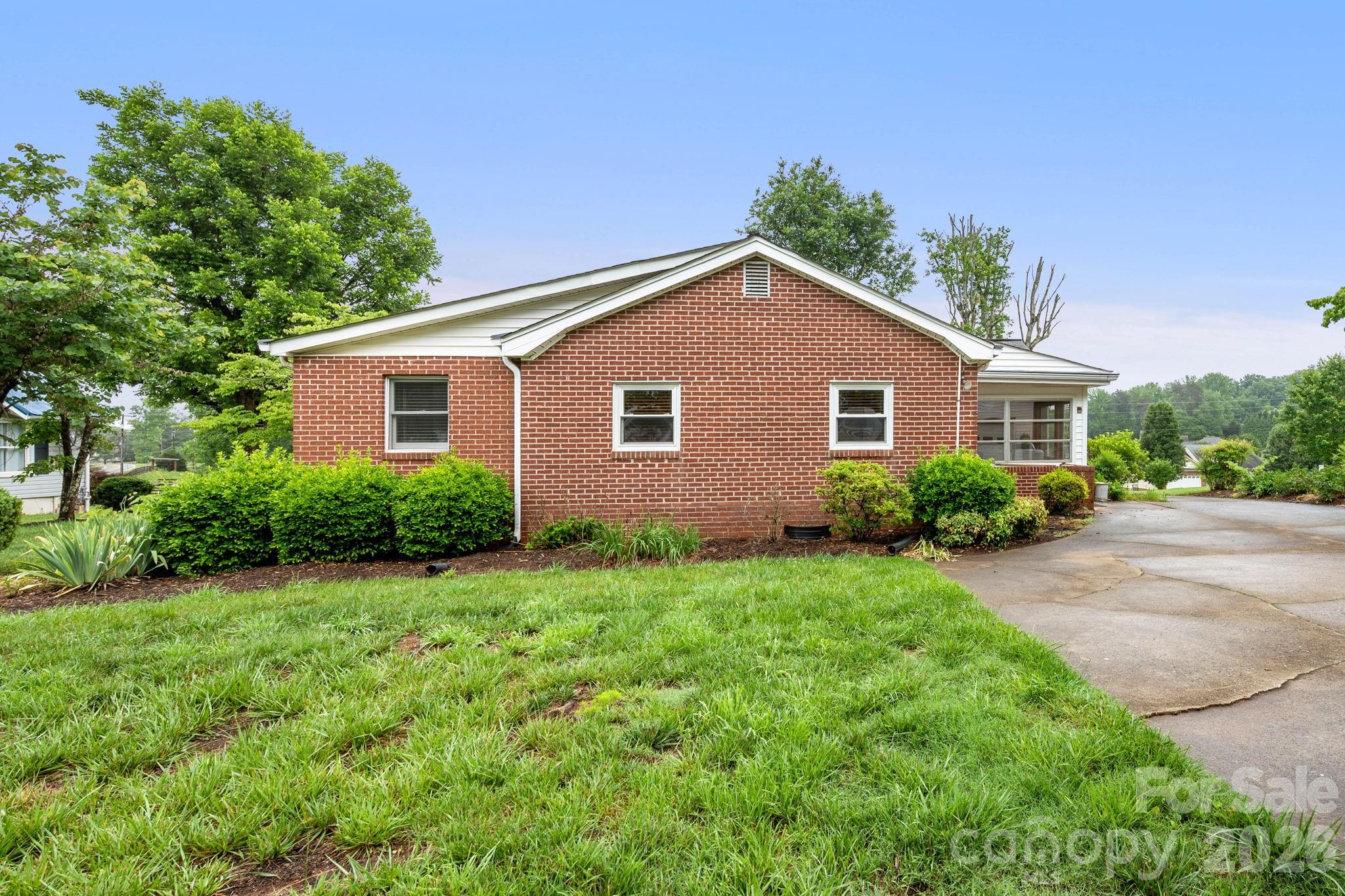 191 Thompson Road Property Photo 29