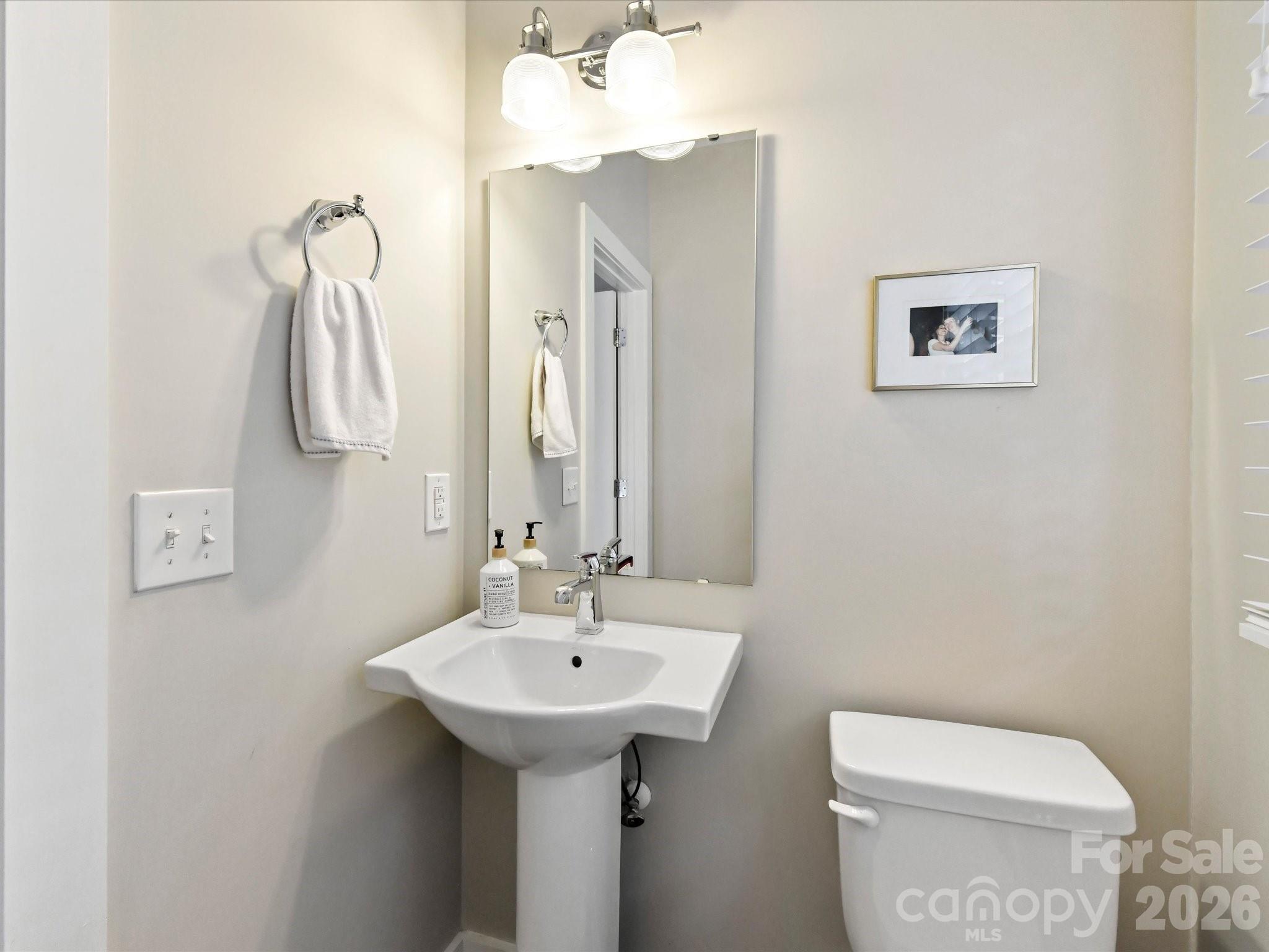 131 Grandin Road Property Photo 8
