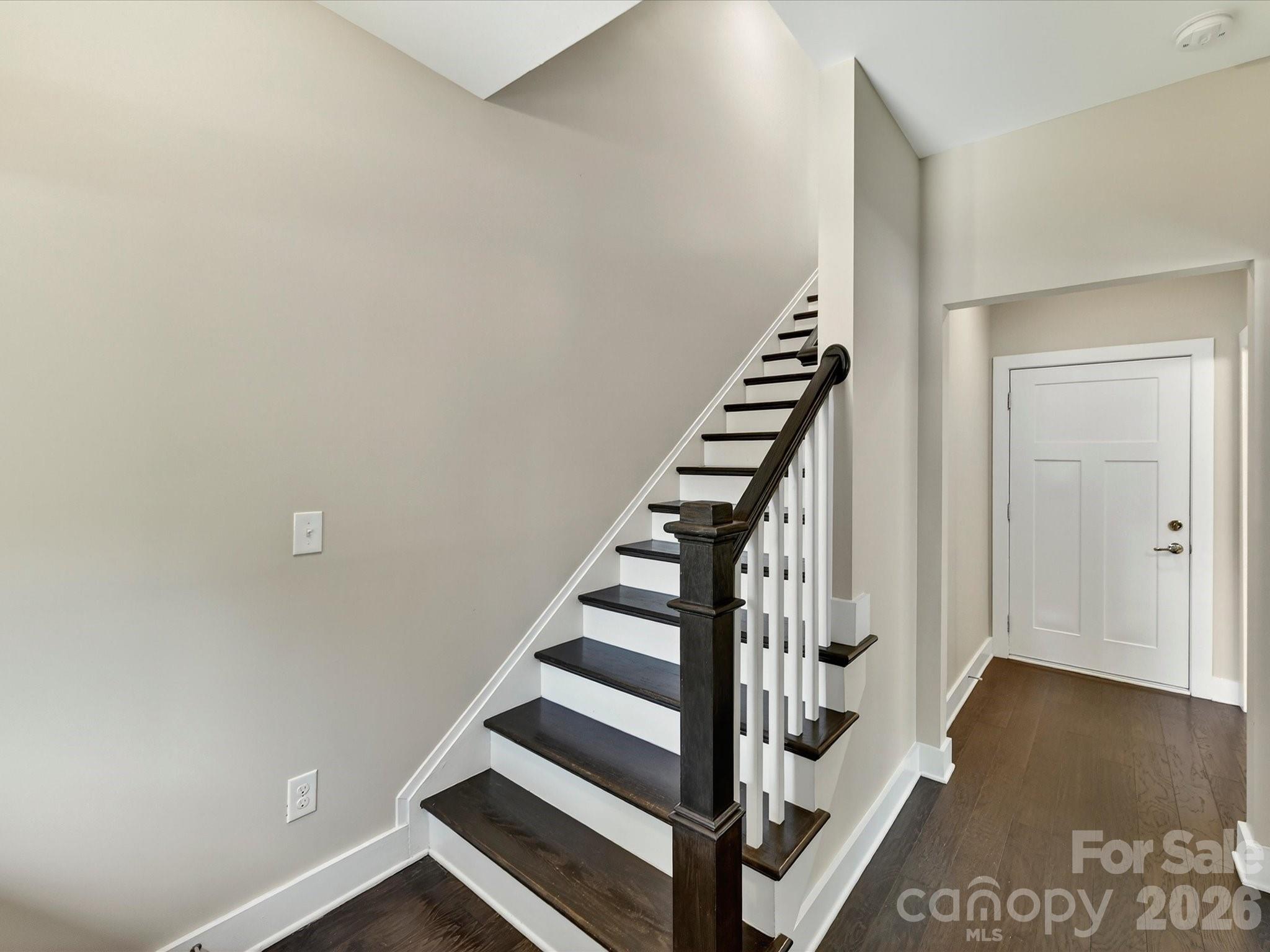 131 Grandin Road Property Photo 16