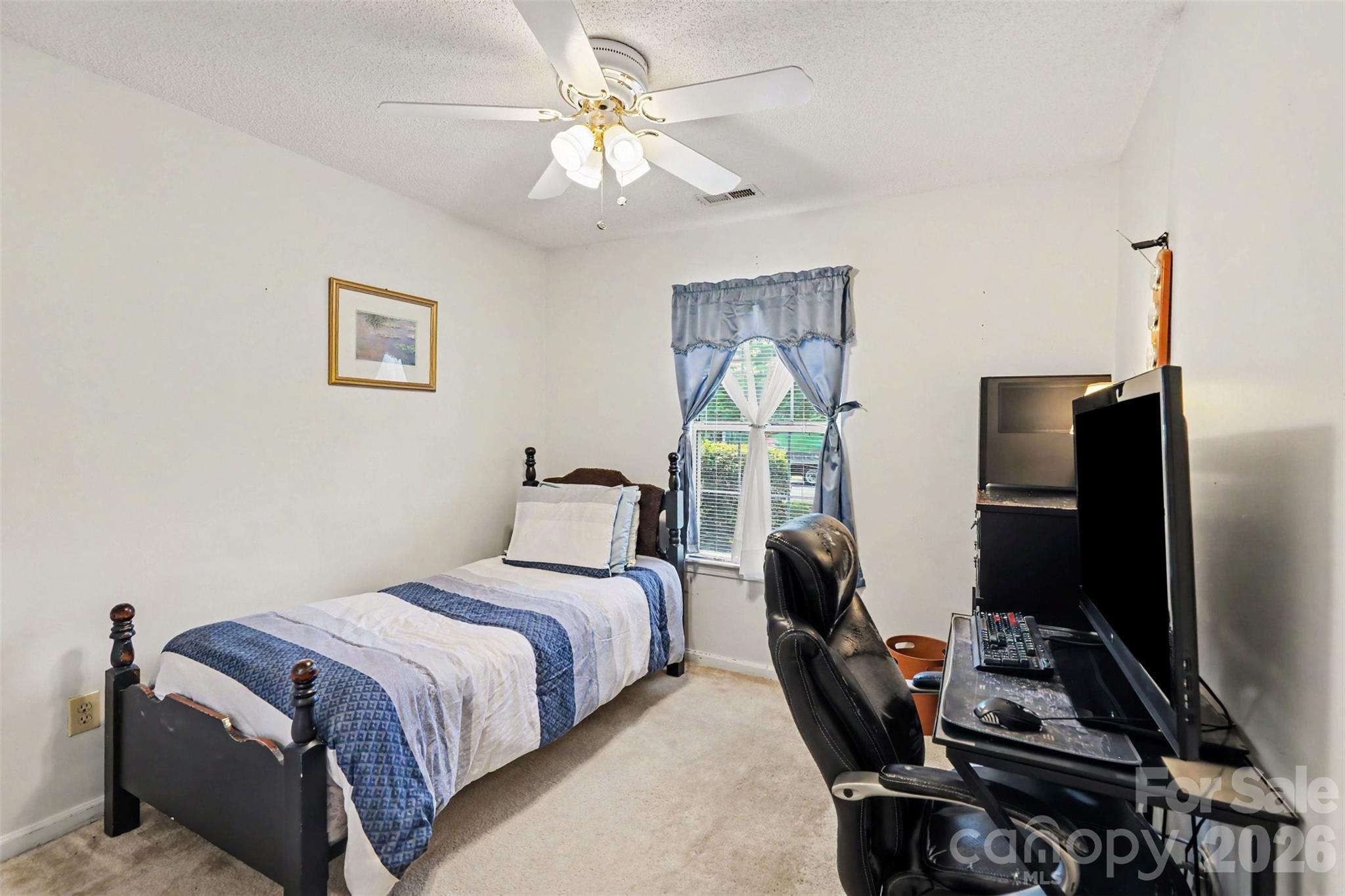 1010 Ridgefield Circle Property Photo 22
