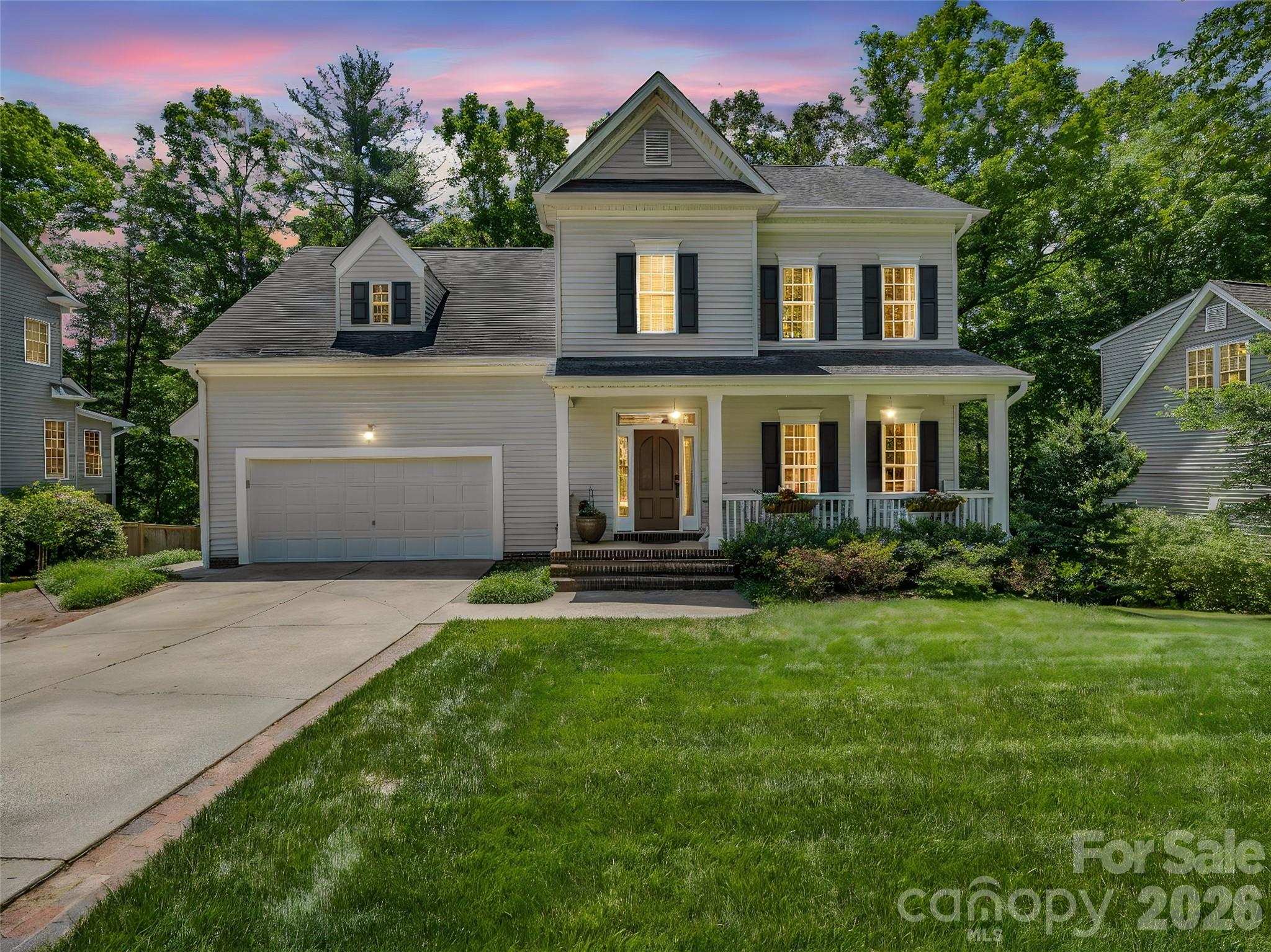 1042 Columbine Road Property Photo 2