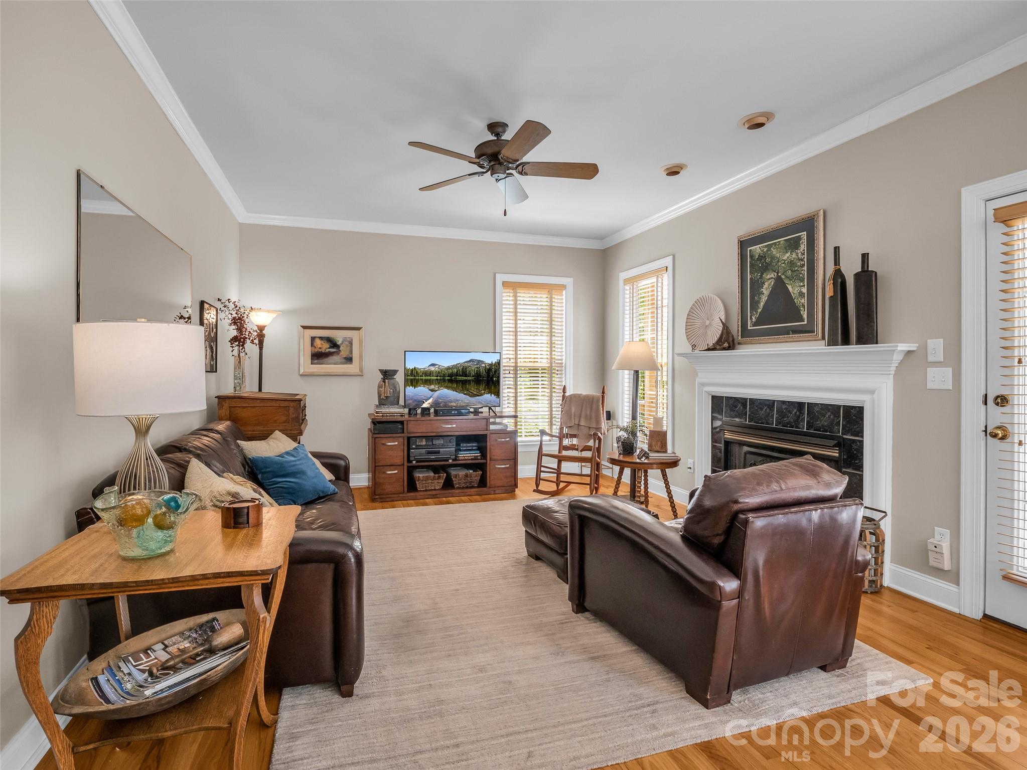 1042 Columbine Road Property Photo 17