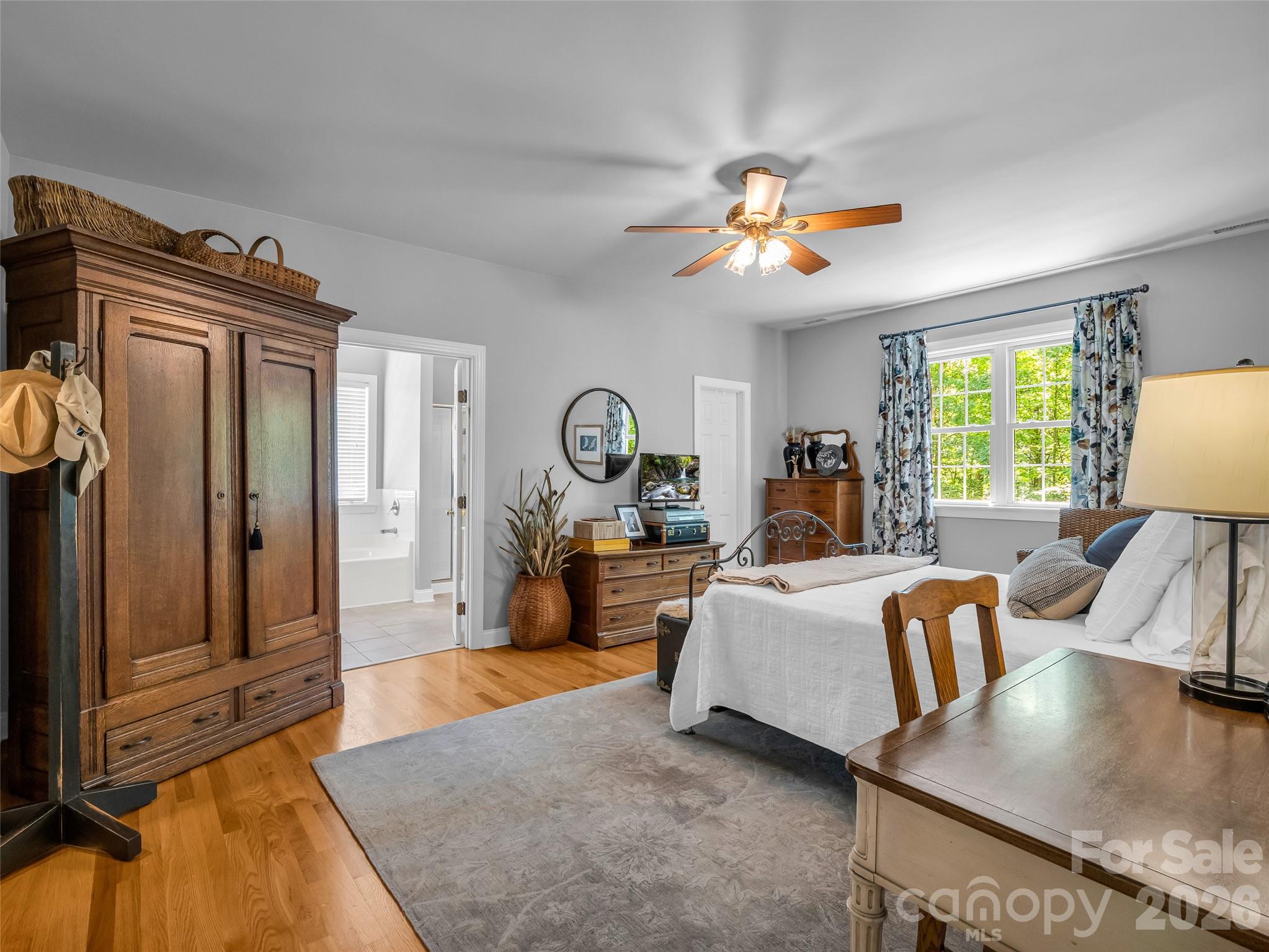 1042 Columbine Road Property Photo 30