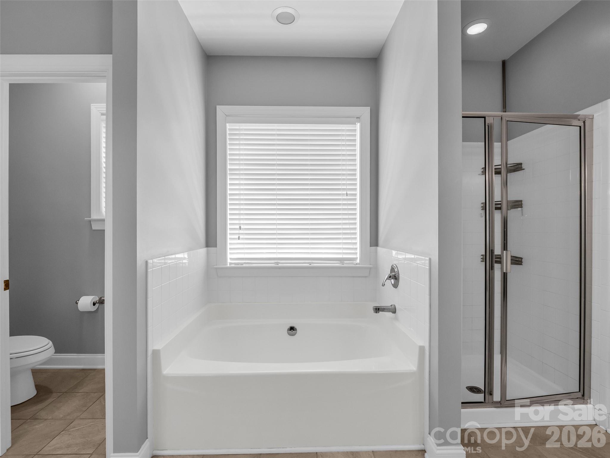 1042 Columbine Road Property Photo 34