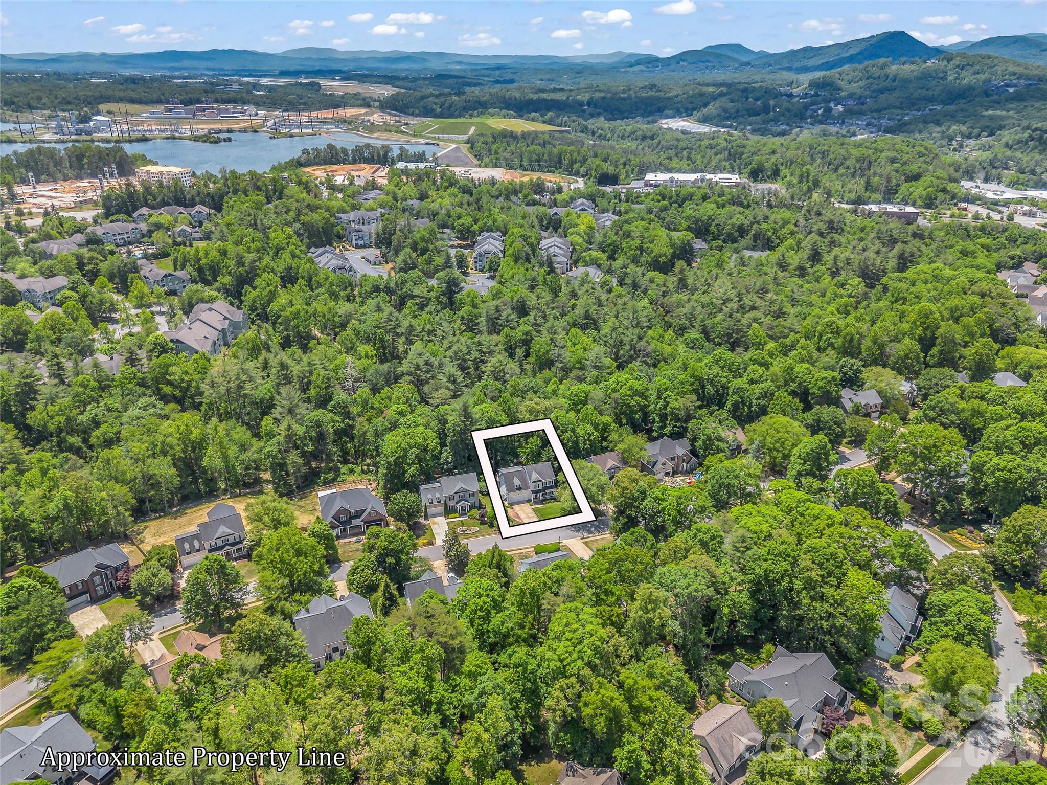 1042 Columbine Road Property Photo 42