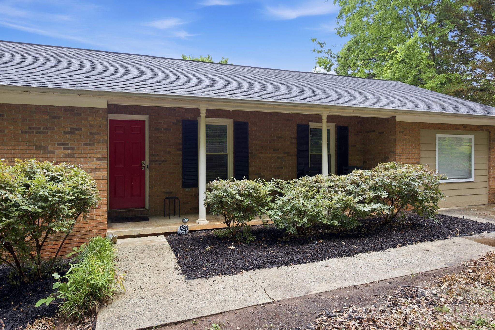 1709 Andover Street Property Photo 6
