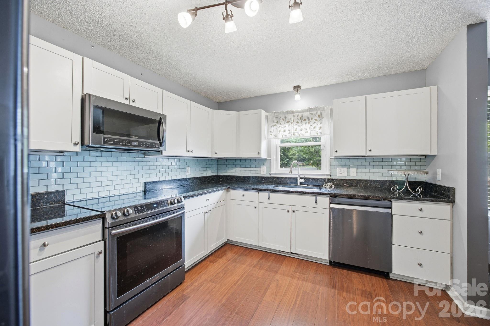 1709 Andover Street Property Photo 14