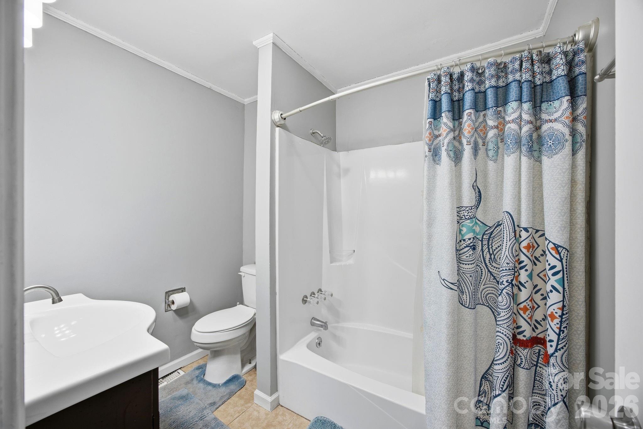 1709 Andover Street Property Photo 22