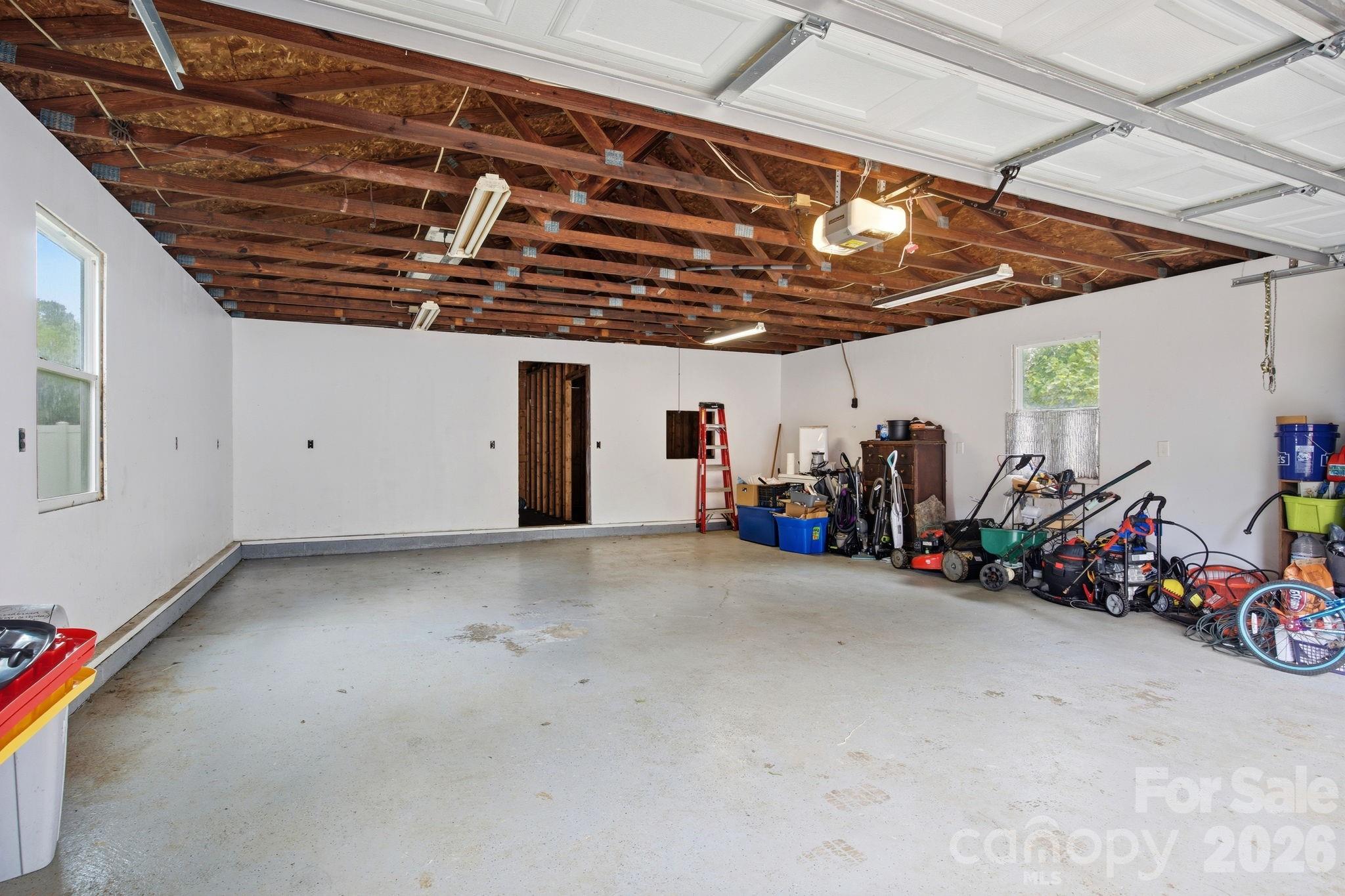 1709 Andover Street Property Photo 29