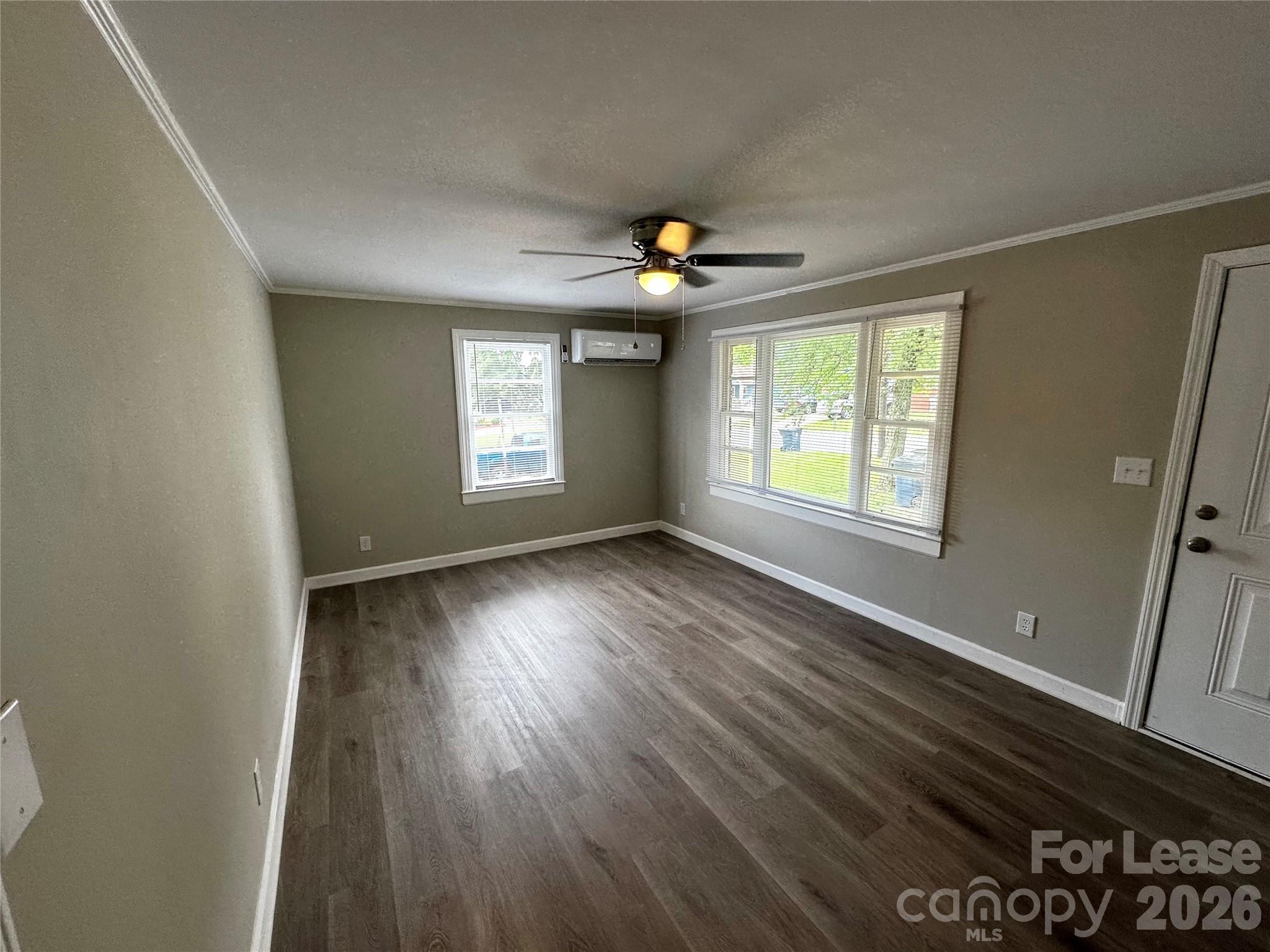 110 Mendota Avenue Property Photo 6