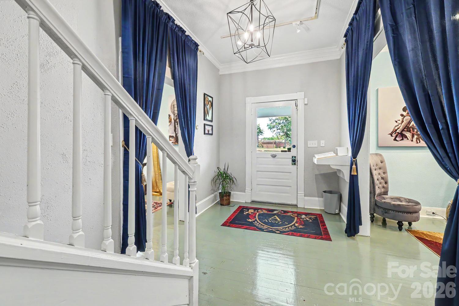 601 College Avenue Property Photo 7