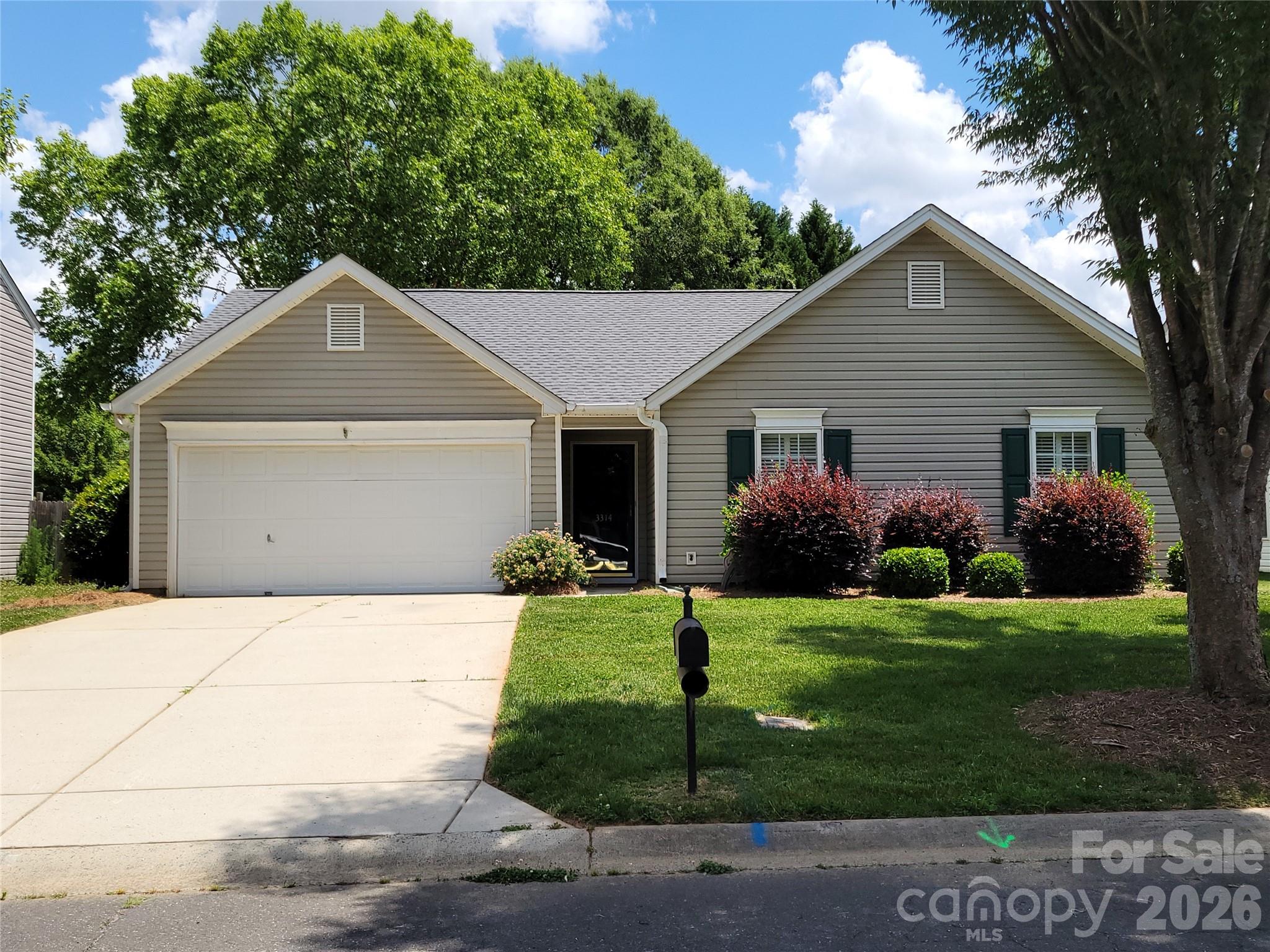 3314 Arbor Pointe Drive Property Photo 1