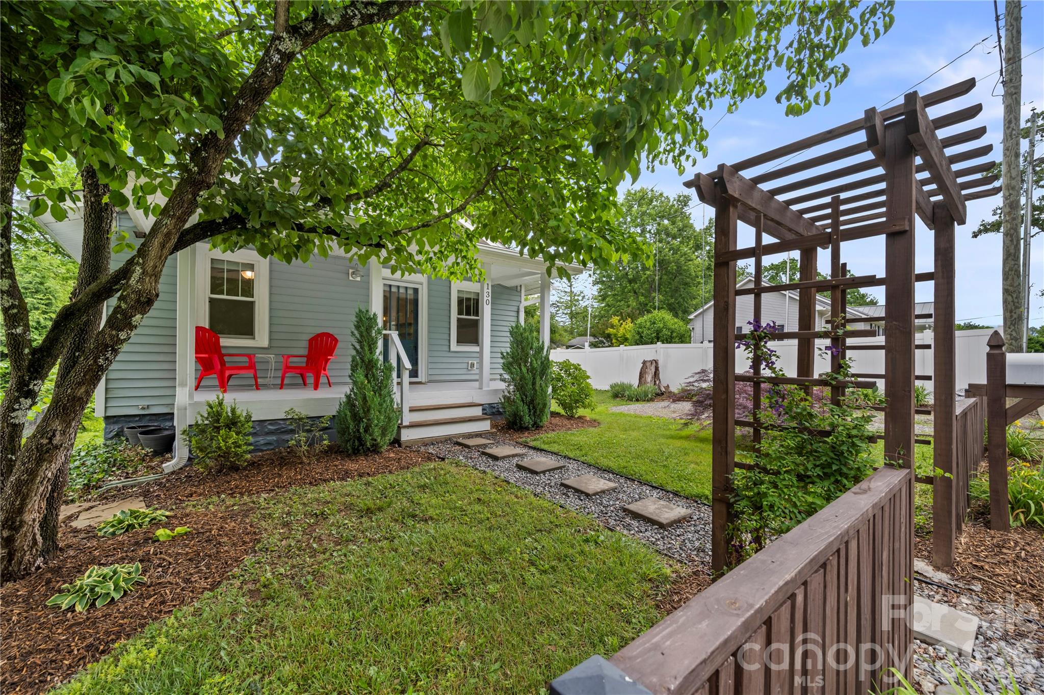 130 Winston Avenue Property Photo 2