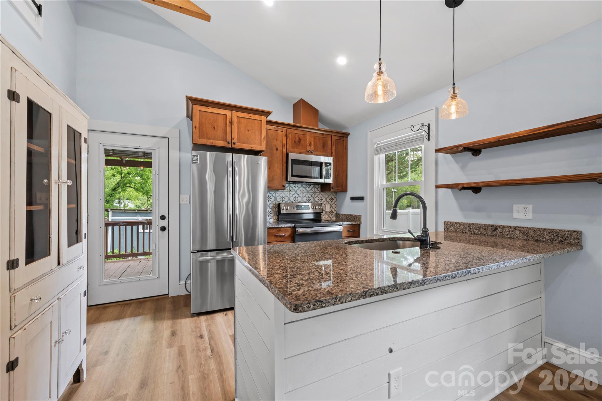 130 Winston Avenue Property Photo 8