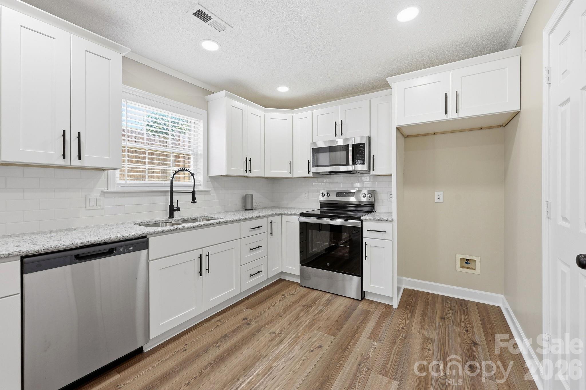806 Maupin Avenue Property Photo 32