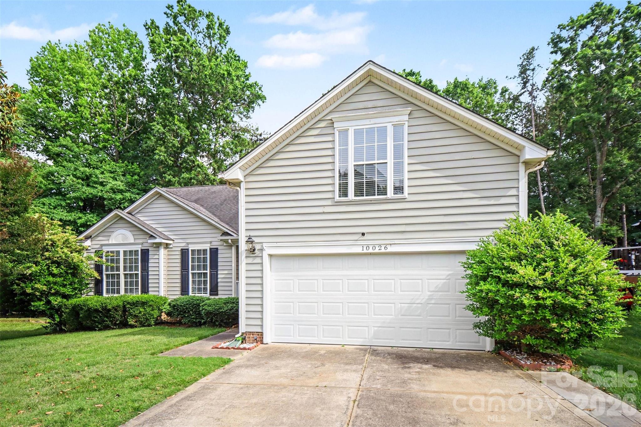 10026 Dauphine Drive Property Photo 4