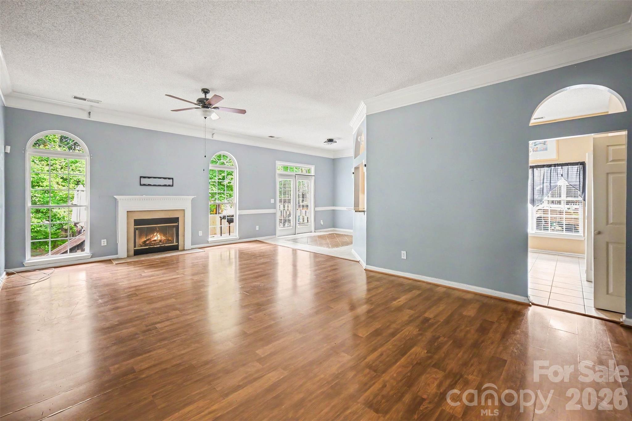 10026 Dauphine Drive Property Photo 7