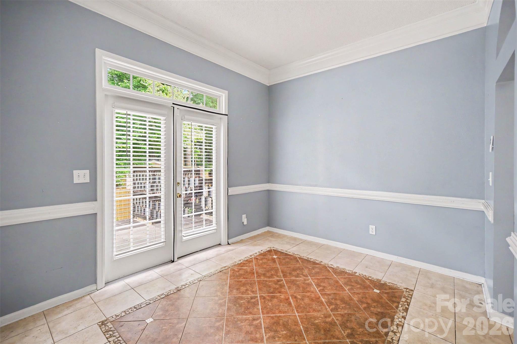10026 Dauphine Drive Property Photo 12