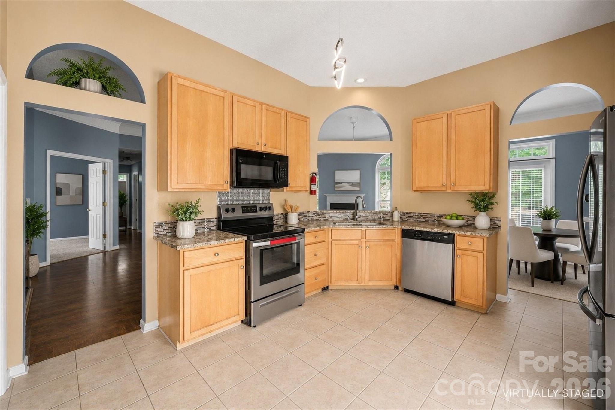 10026 Dauphine Drive Property Photo 15