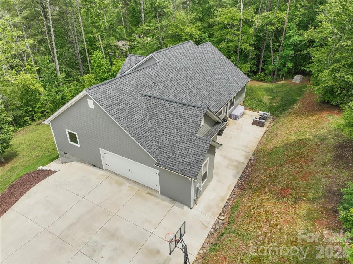 36 Cherry Ridge Lane Property Photo 2