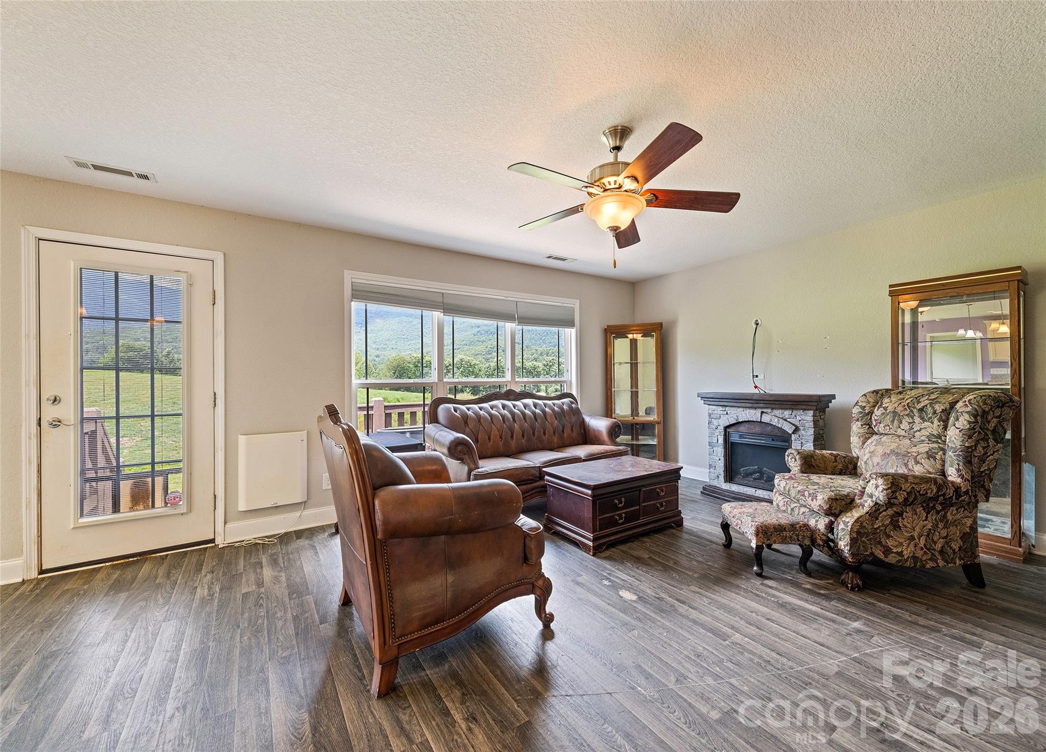 232 Applehill Drive Property Photo 19