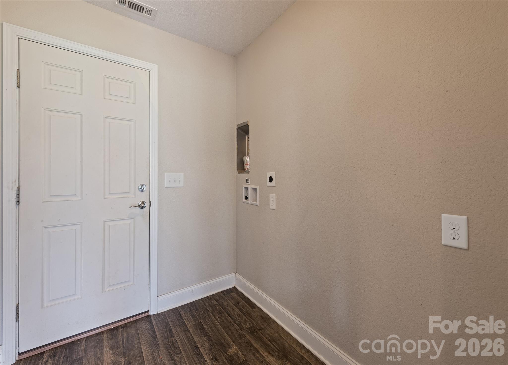 232 Applehill Drive Property Photo 35