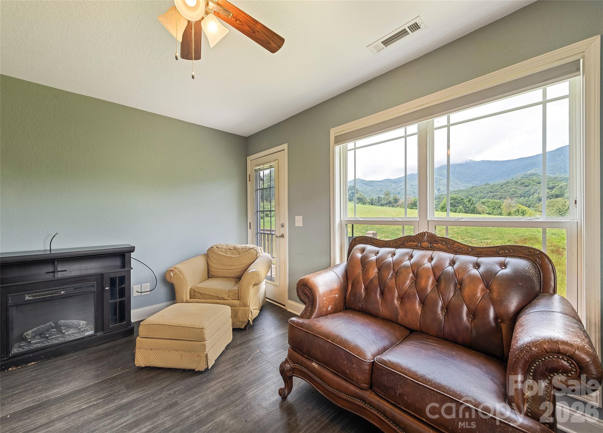232 Applehill Drive Property Photo 38