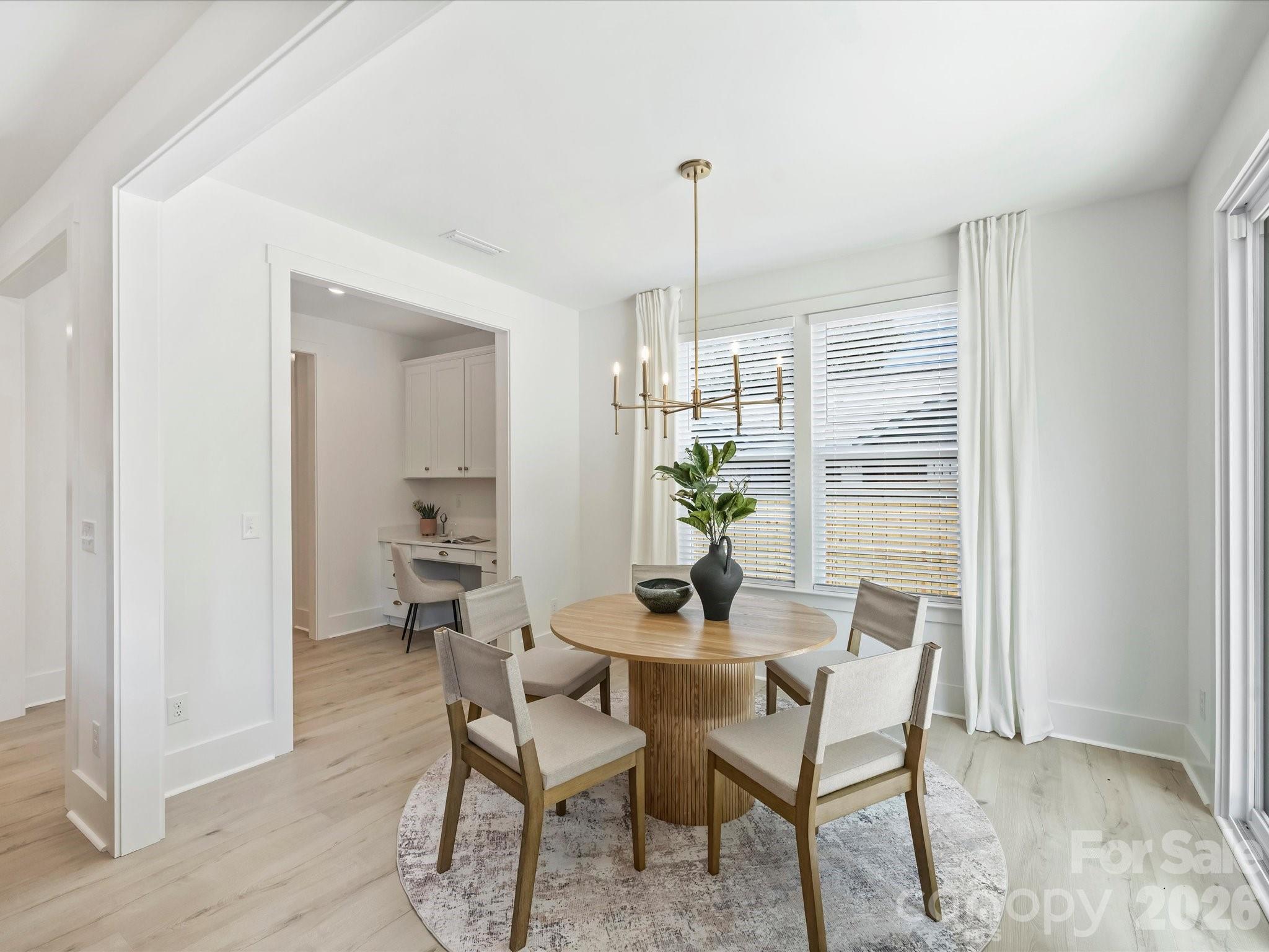 1125 E 35th Street Property Photo 9