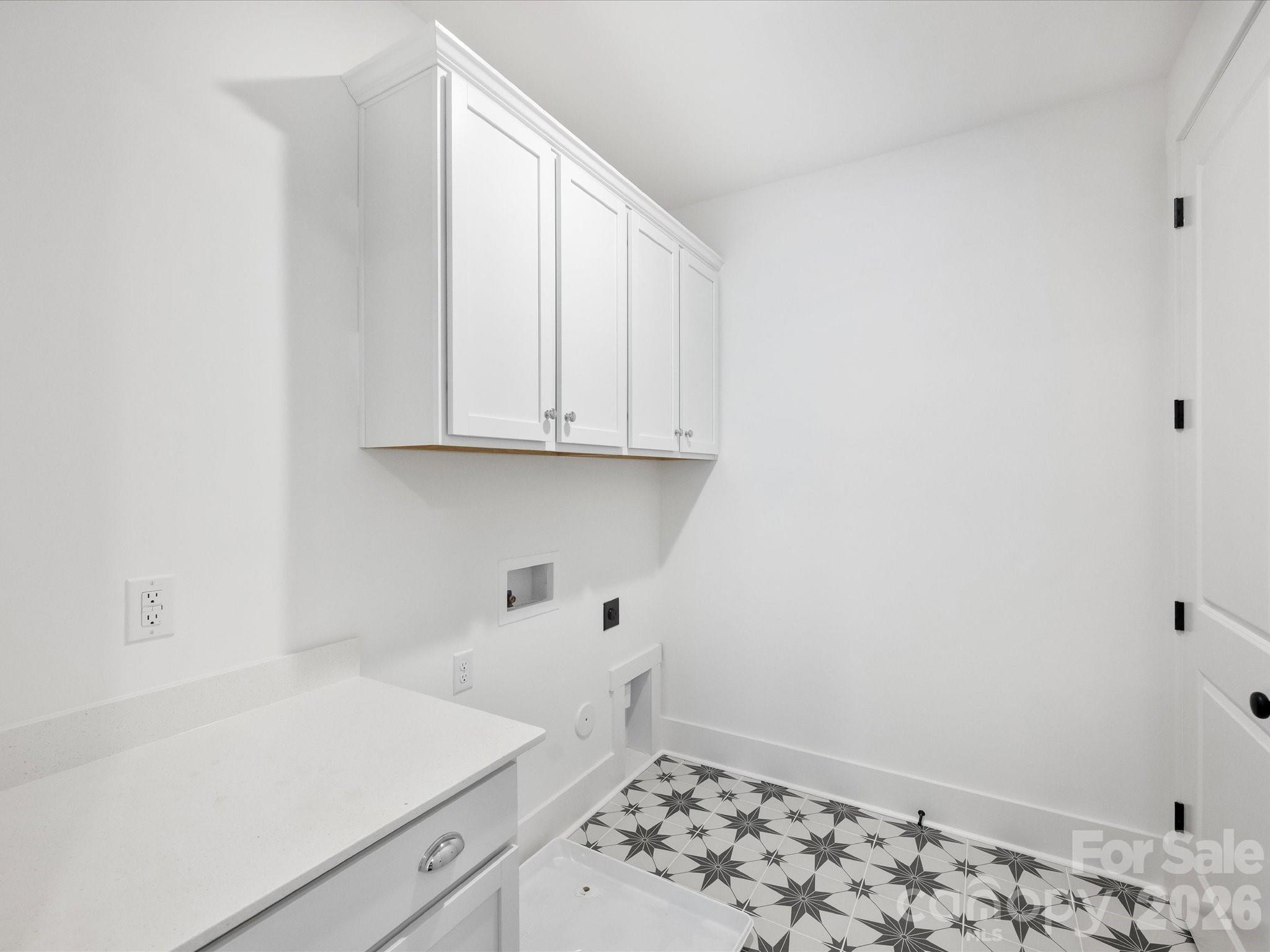 1125 E 35th Street Property Photo 25