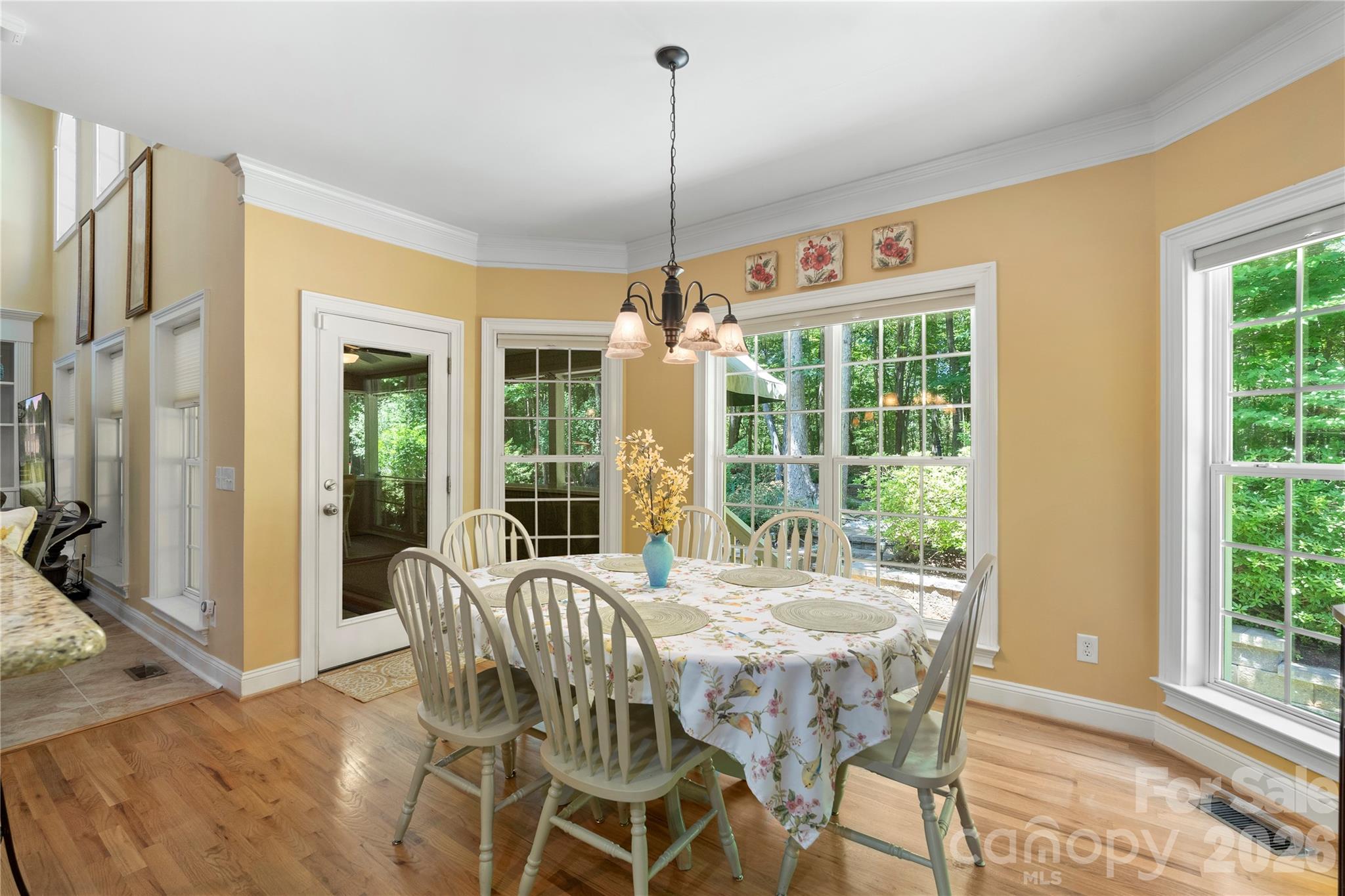 1257 Waynewood Drive Property Photo 17