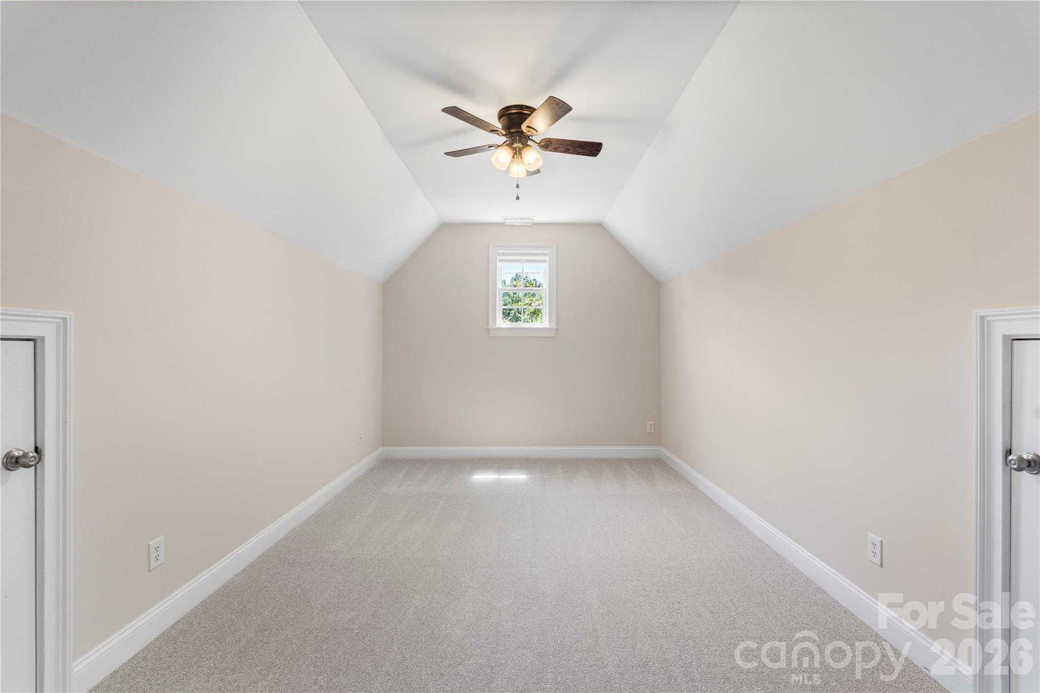 1257 Waynewood Drive Property Photo 26