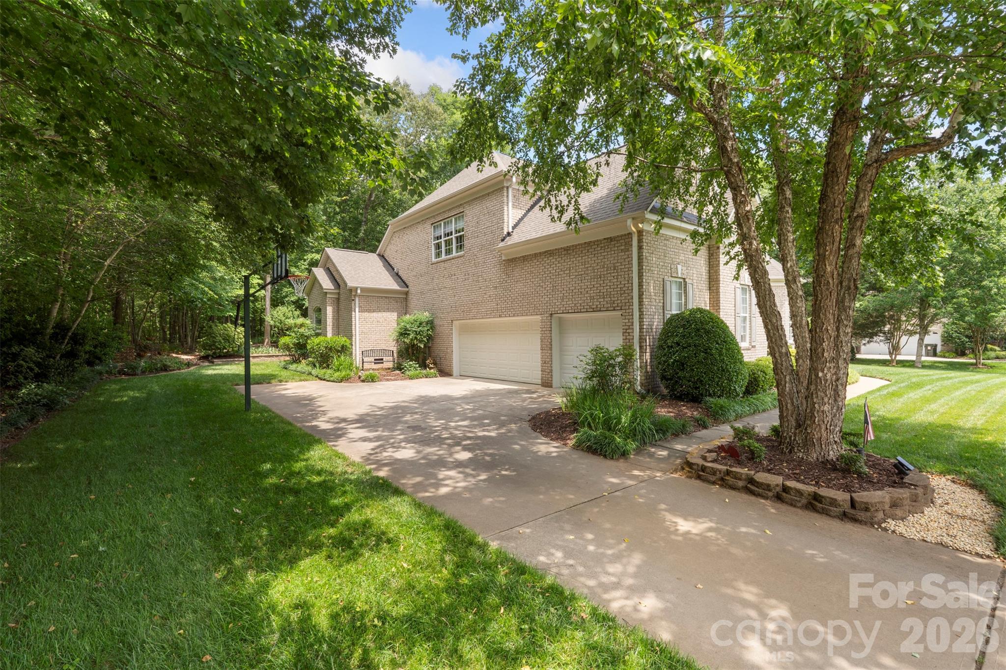 1257 Waynewood Drive Property Photo 39