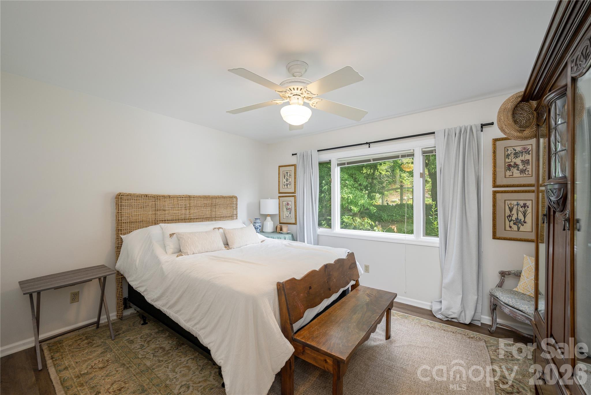 36 Quail Run Circle Property Photo 8
