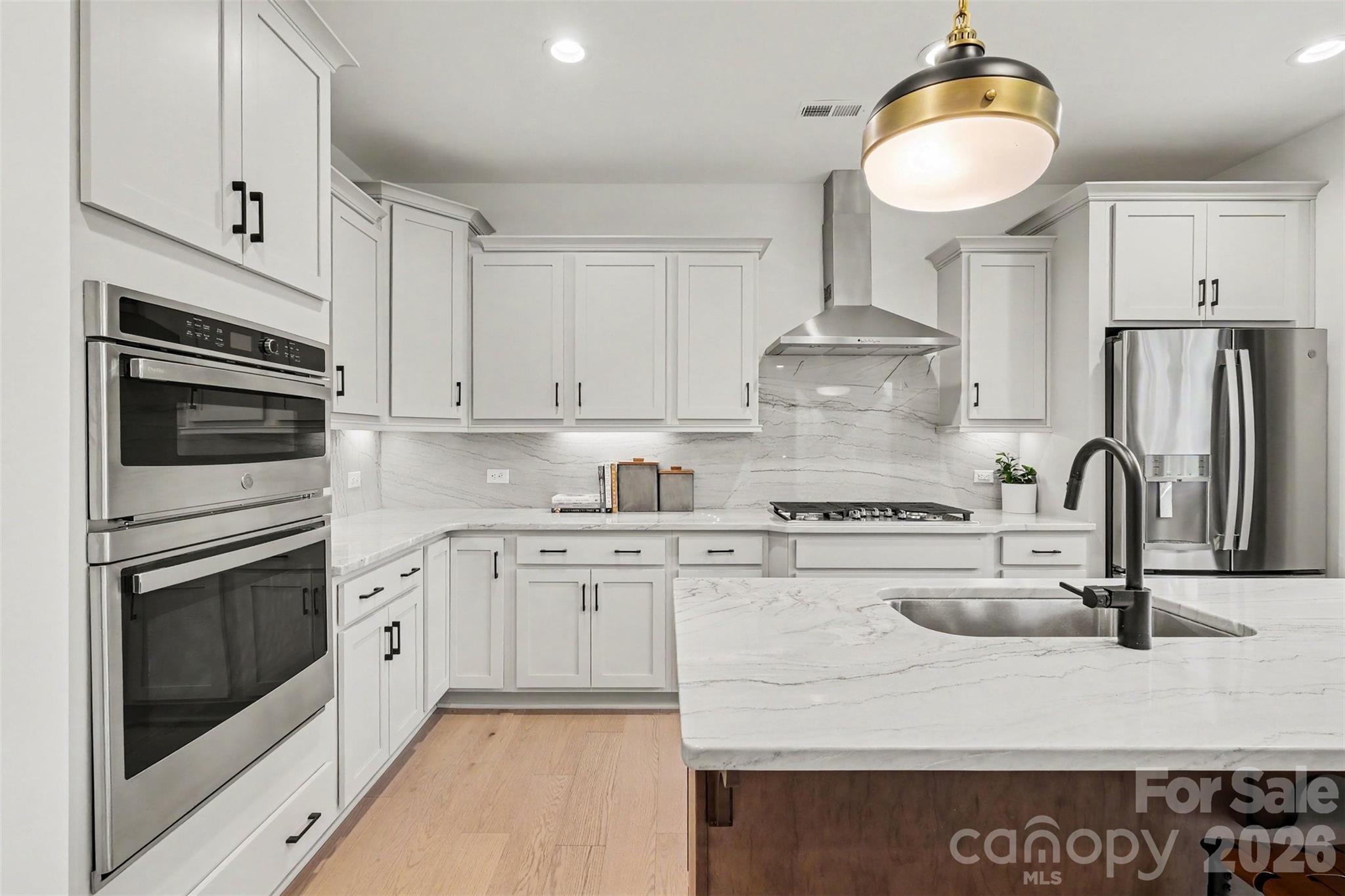 3808 Dahlia Drive Property Photo 14