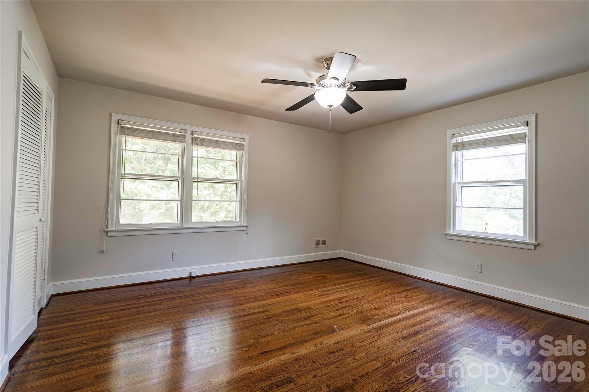 809 Forest Hill Drive Property Photo 14