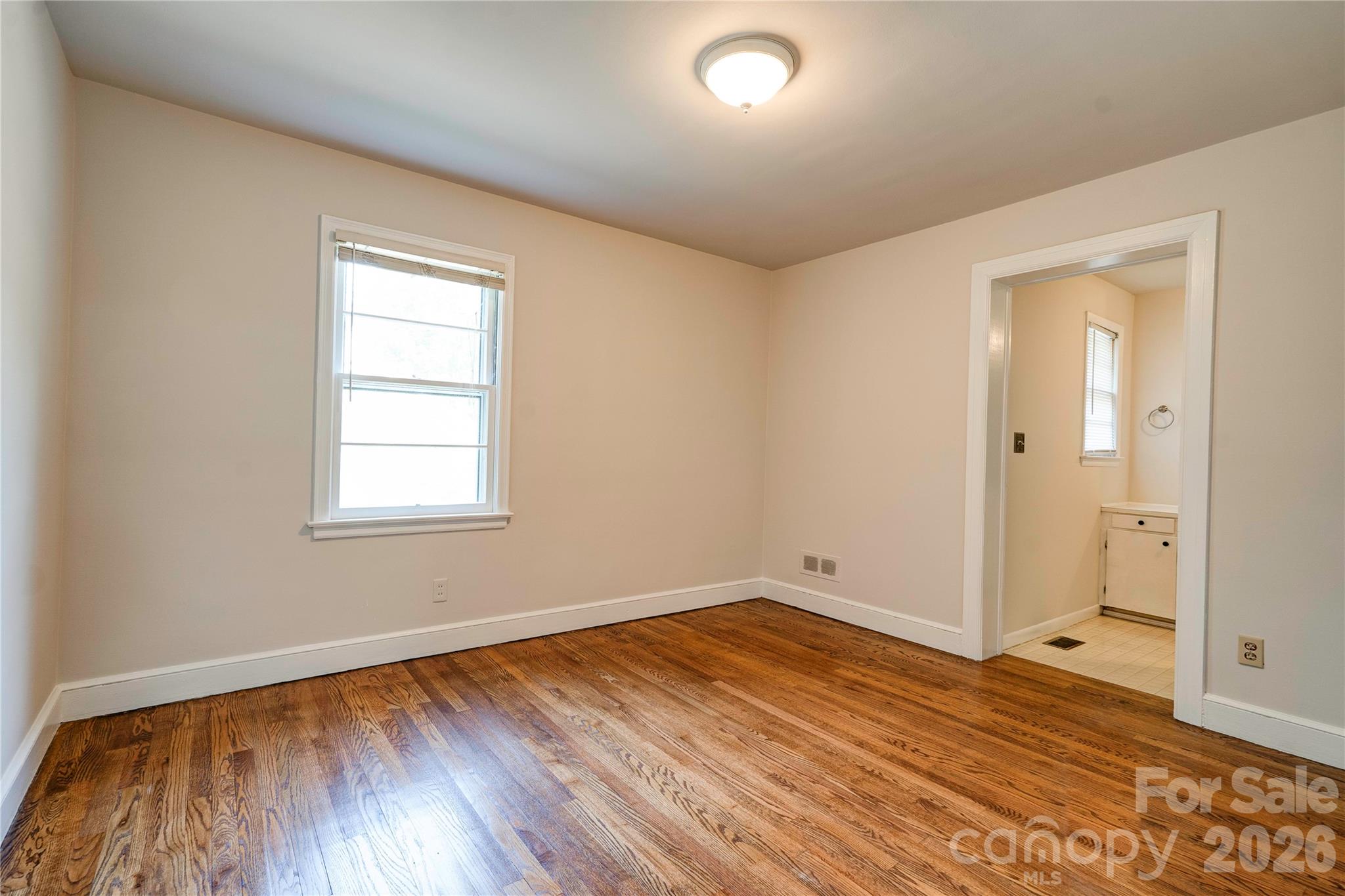 809 Forest Hill Drive Property Photo 15