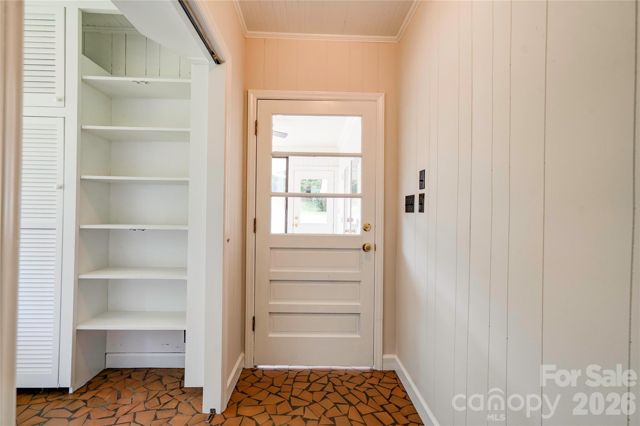 809 Forest Hill Drive Property Photo 21