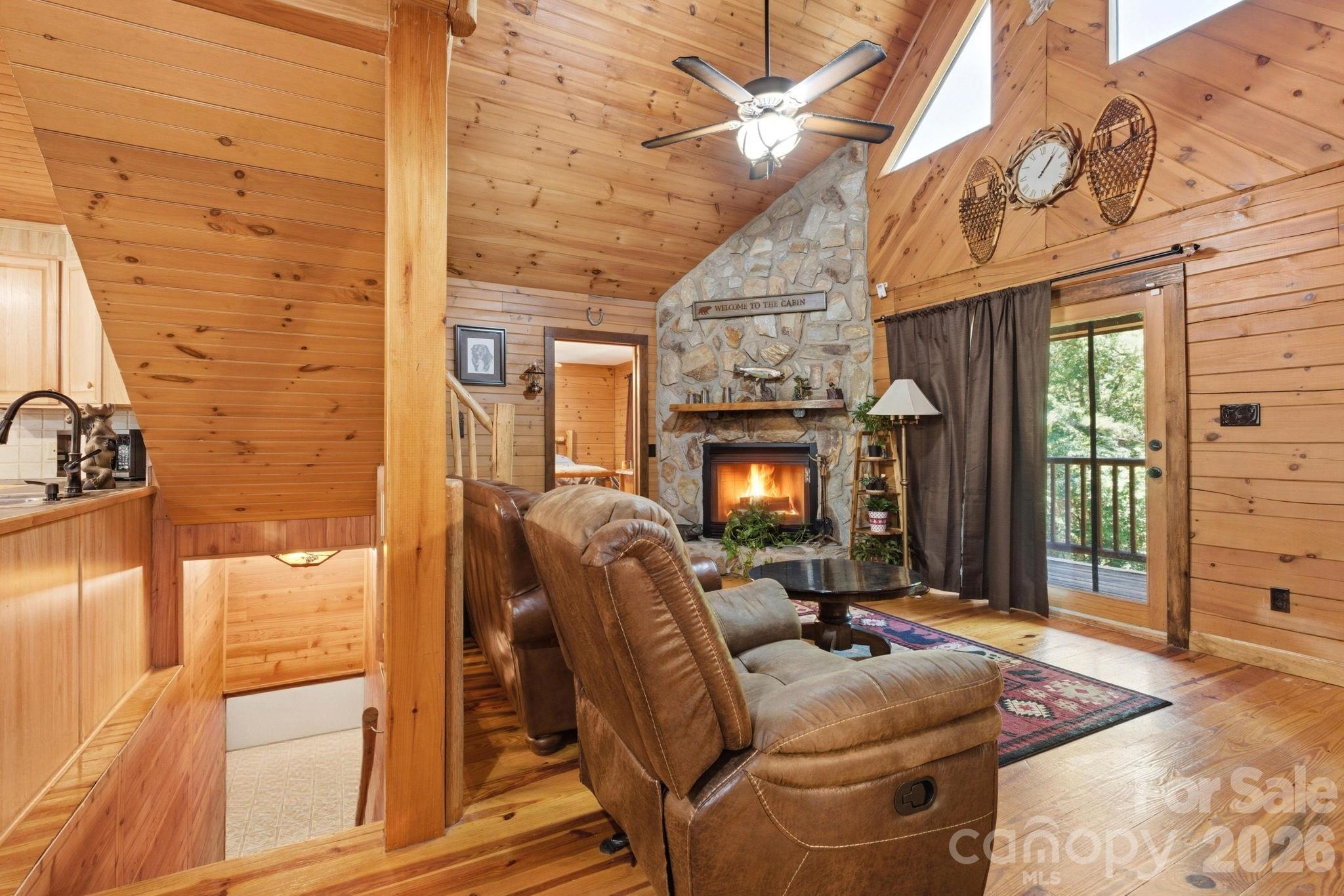 152 Rivercliff Drive Property Photo 3