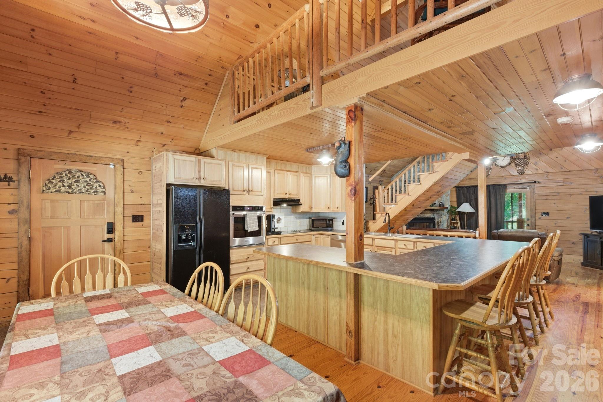 152 Rivercliff Drive Property Photo 4