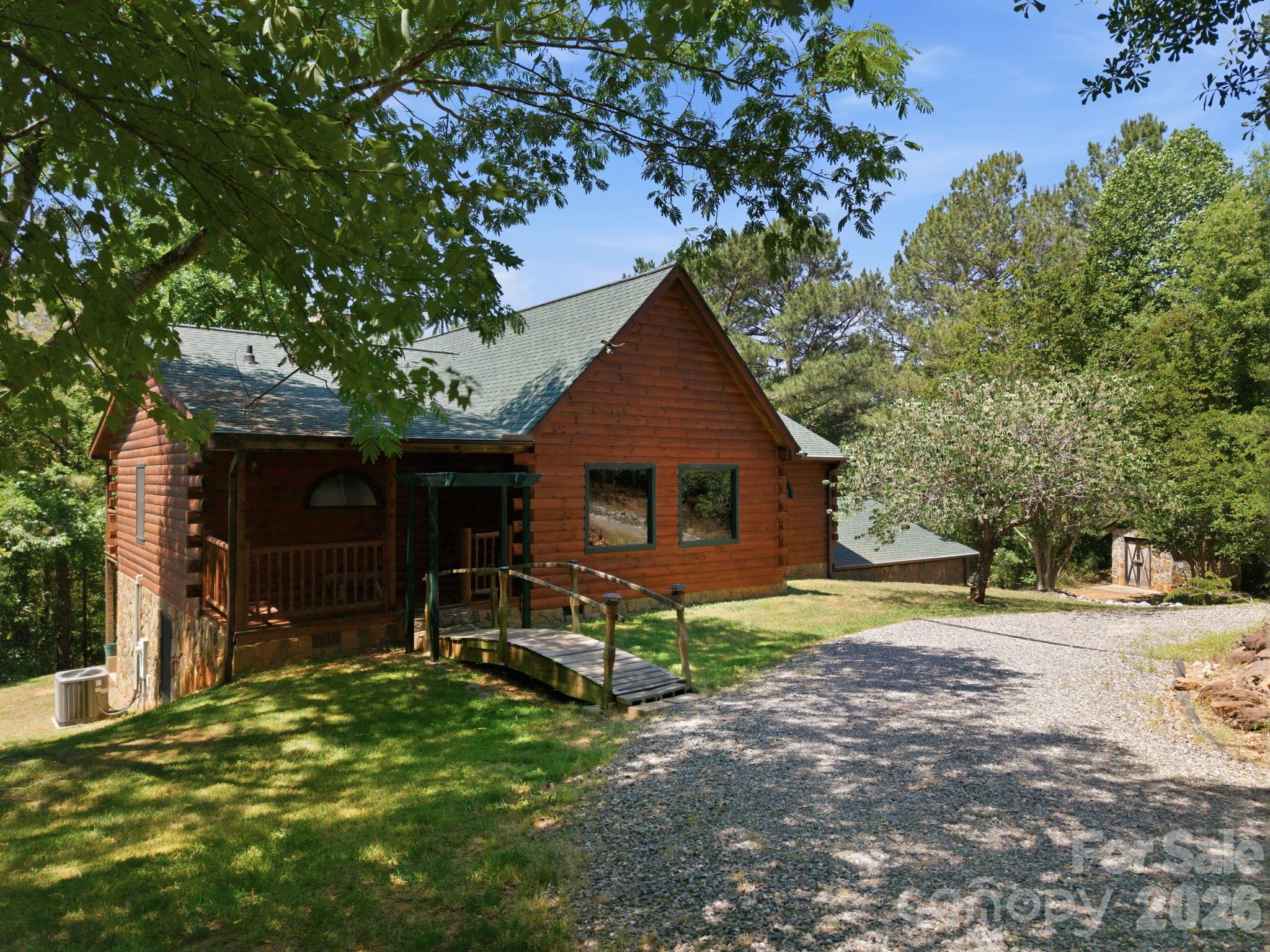 152 Rivercliff Drive Property Photo 6