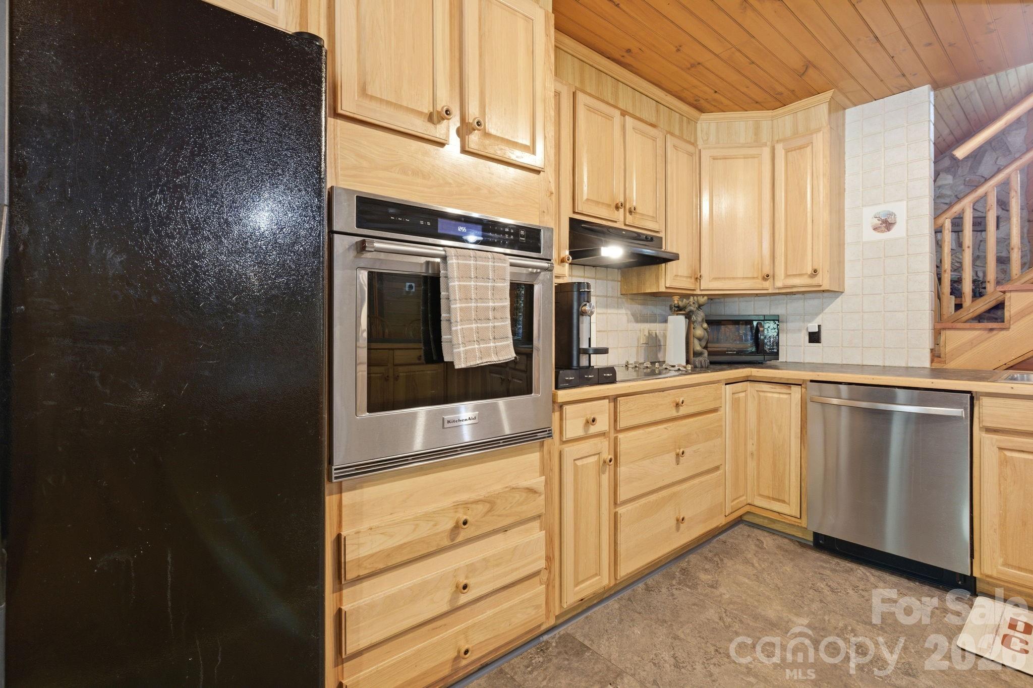 152 Rivercliff Drive Property Photo 13