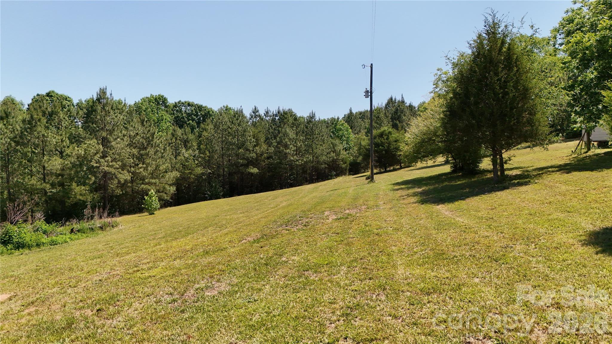 365 Guernsey Lane Property Photo 2