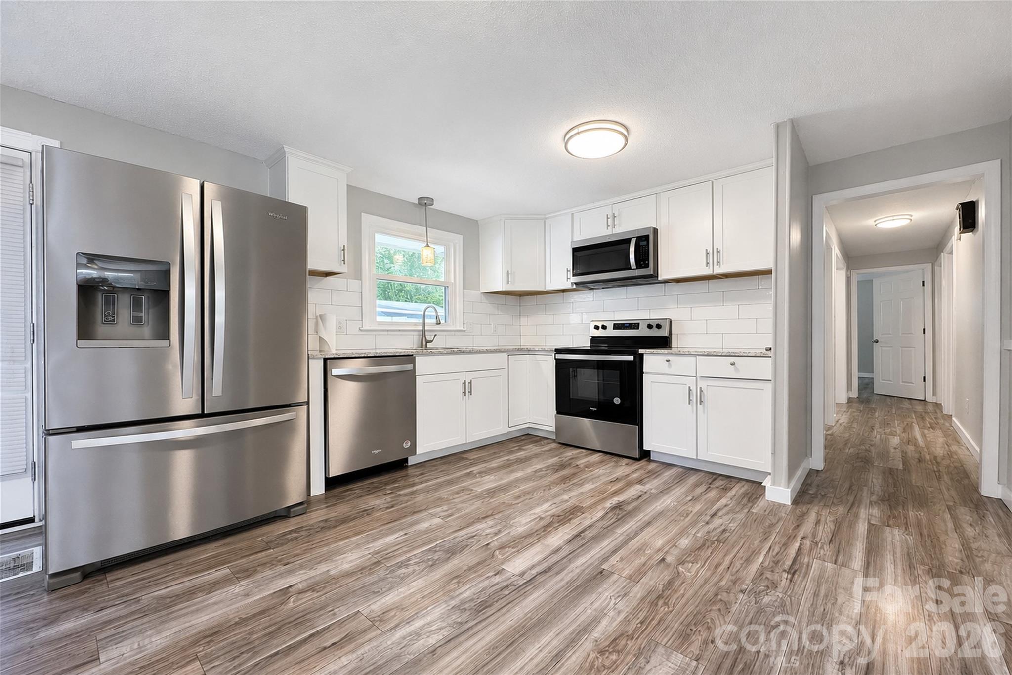 2121 24th Street Property Photo 5