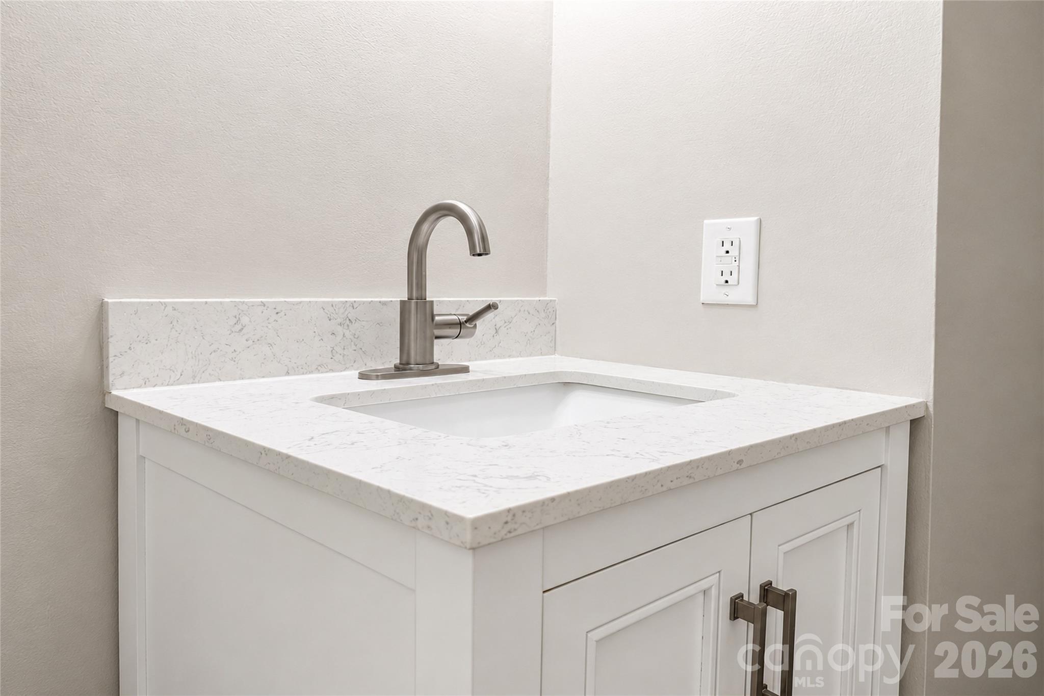 2121 24th Street Property Photo 15