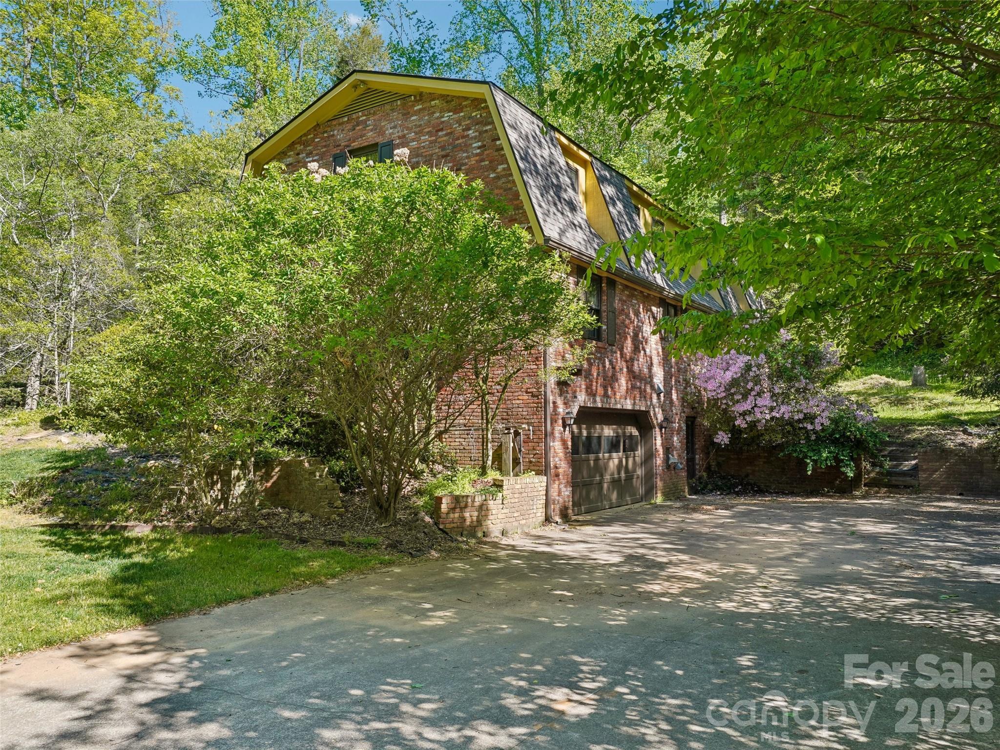 114 Overlook Road Property Photo 3
