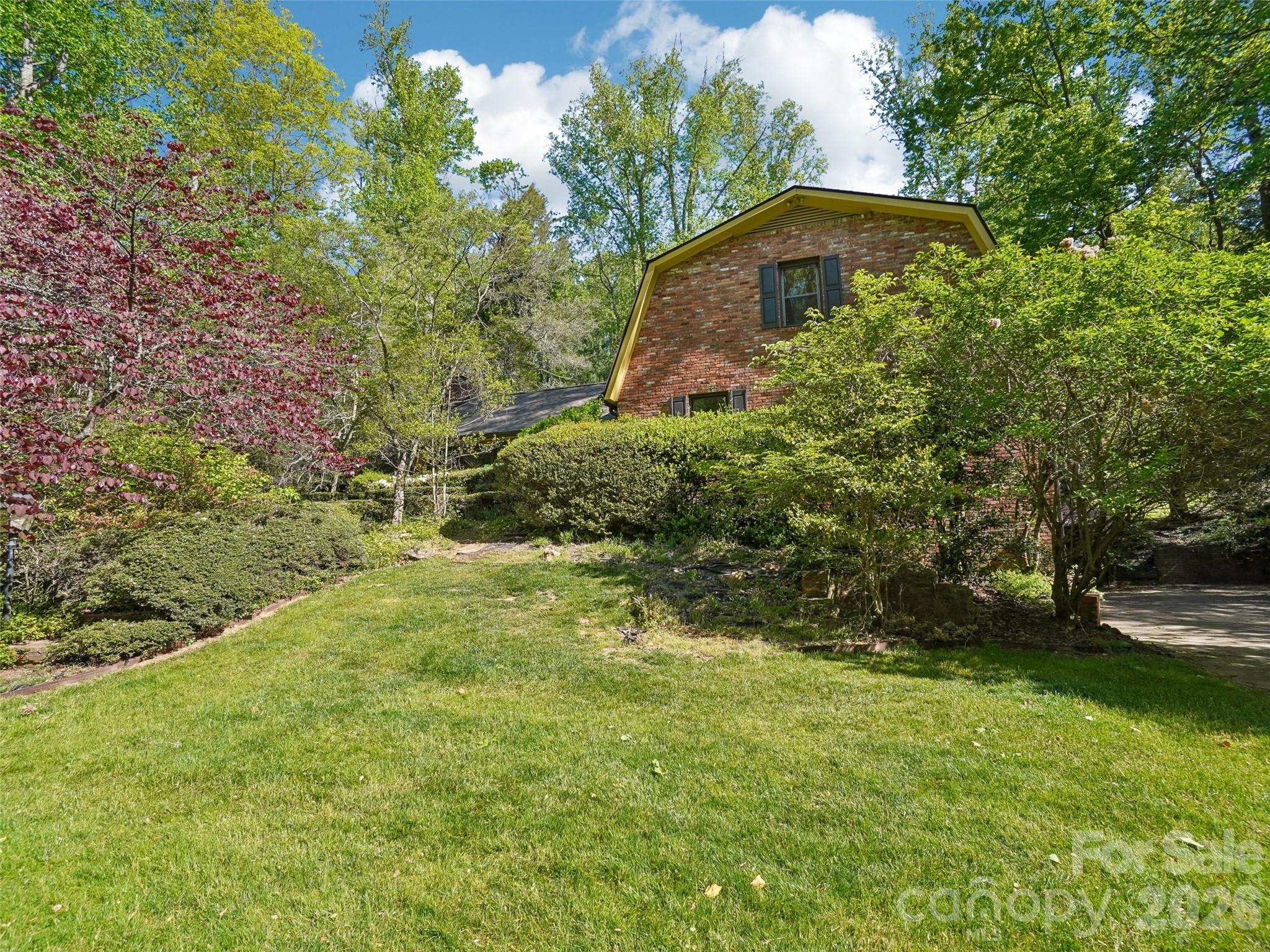 114 Overlook Road Property Photo 6