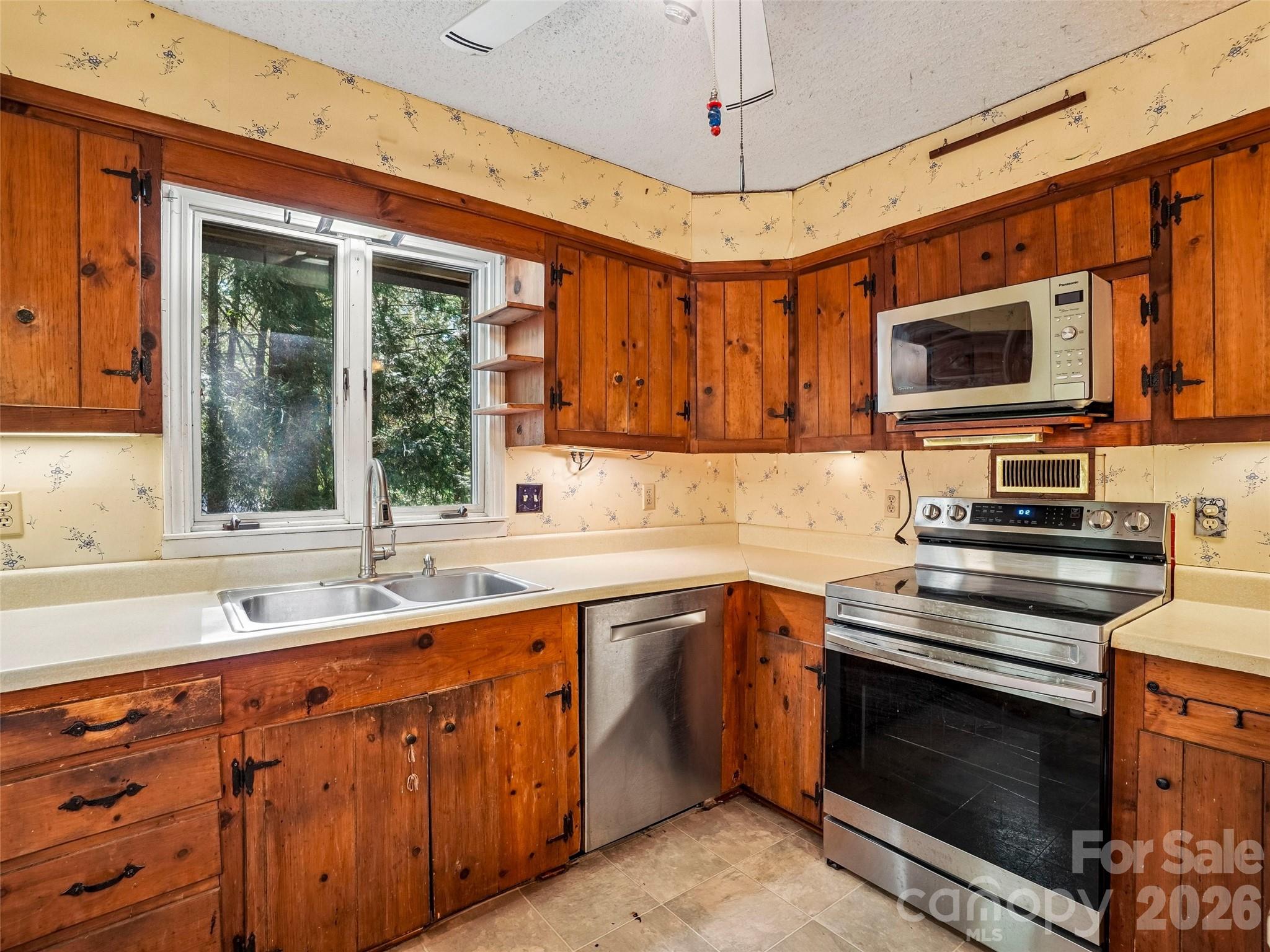 114 Overlook Road Property Photo 18